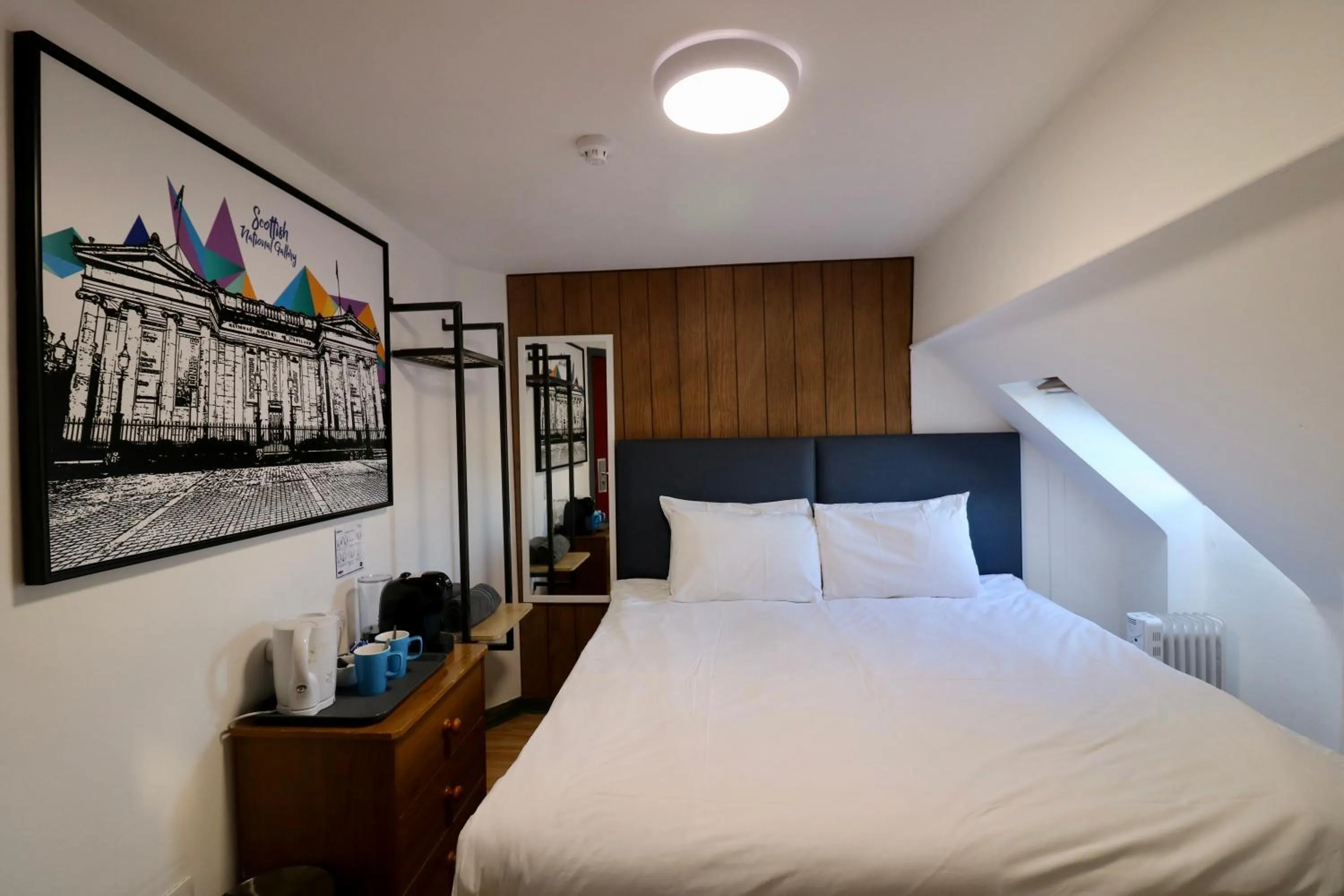 Bed in St Christopher's Inn Edinburgh - Original