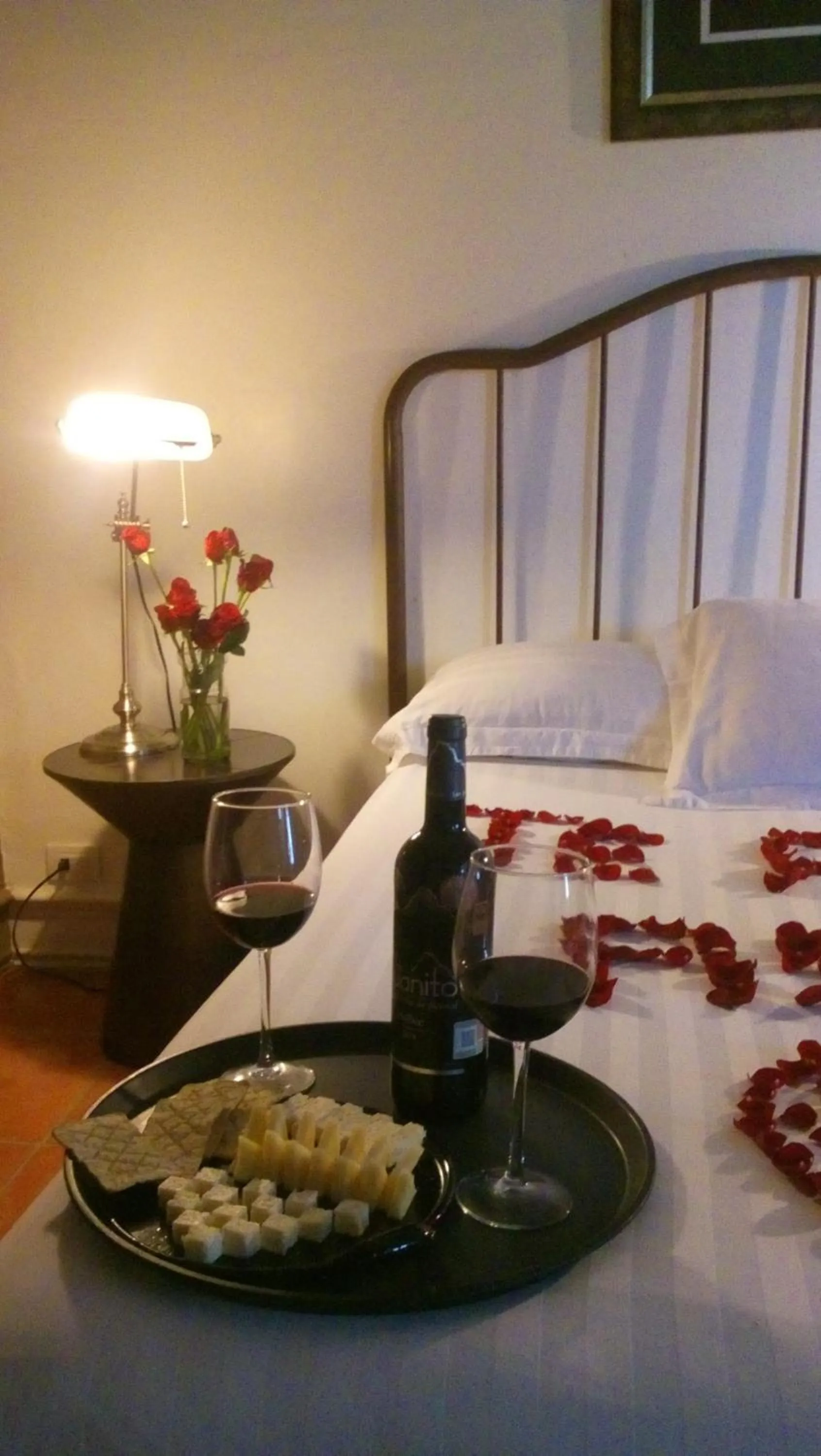 Decorative detail, Bed in Casa Mateo Hotel Boutique