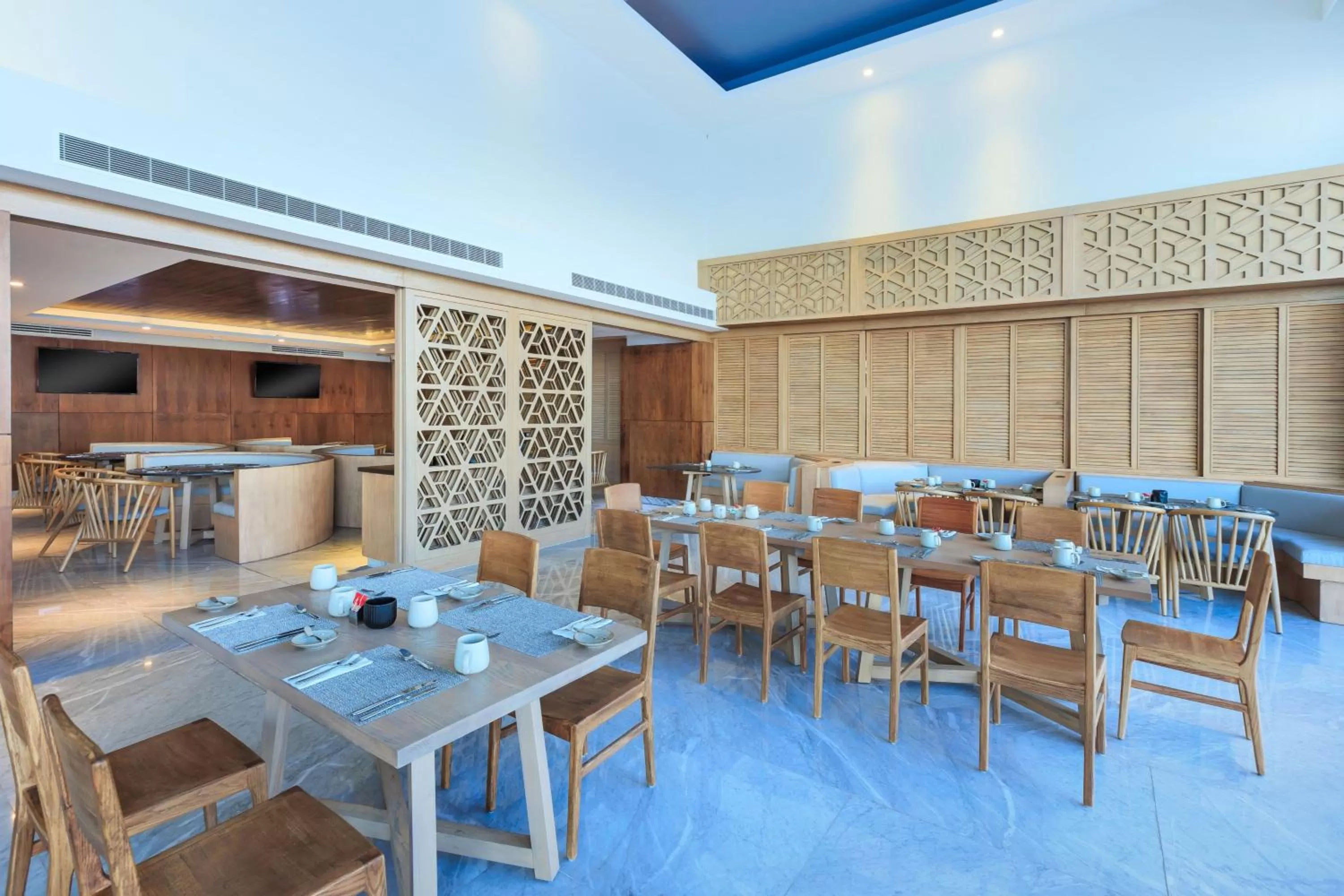 Restaurant/places to eat in Courtyard by Marriott Mazatlan Beach Resort