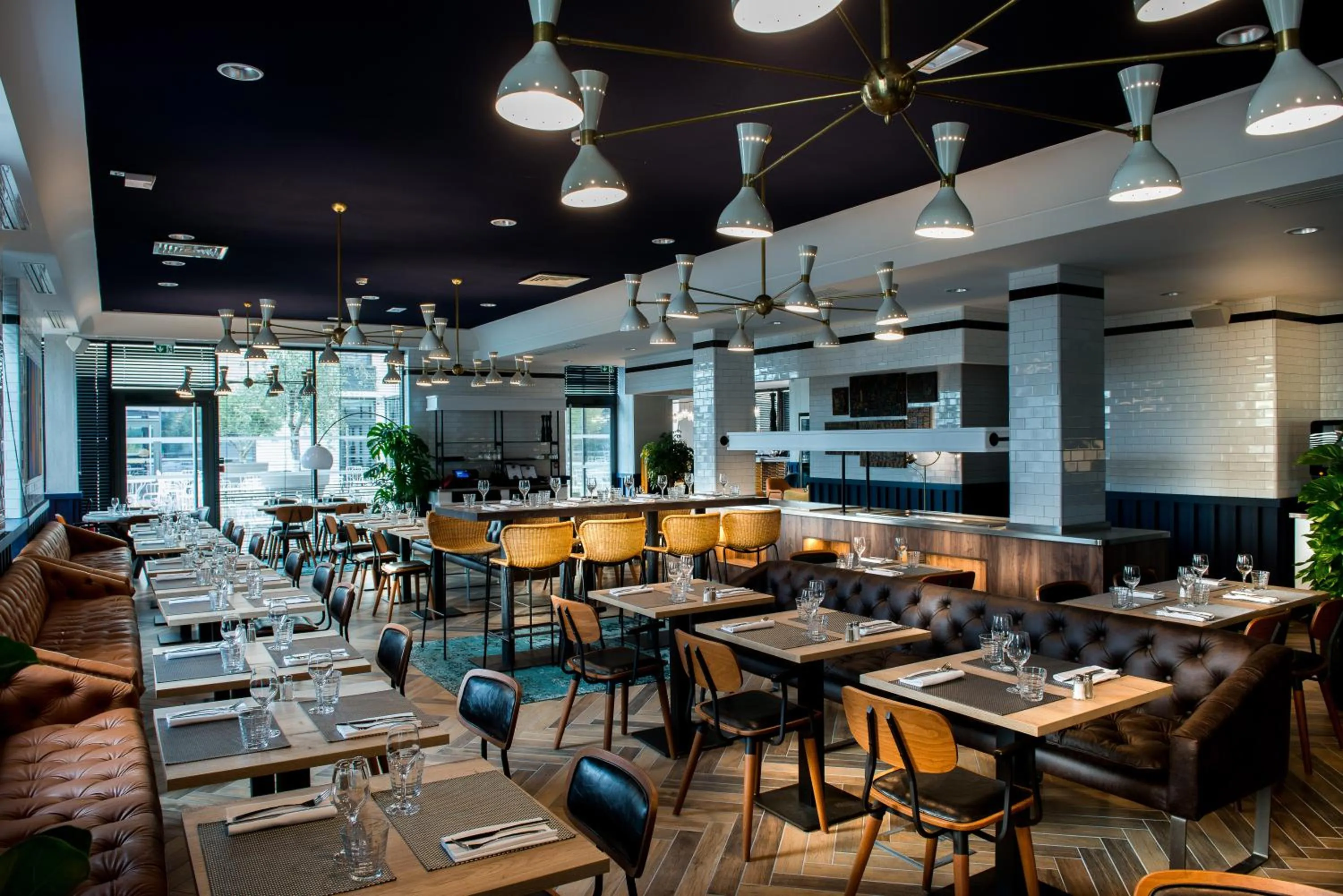 Restaurant/places to eat in KOPSTER Hotel Lyon Groupama Stadium