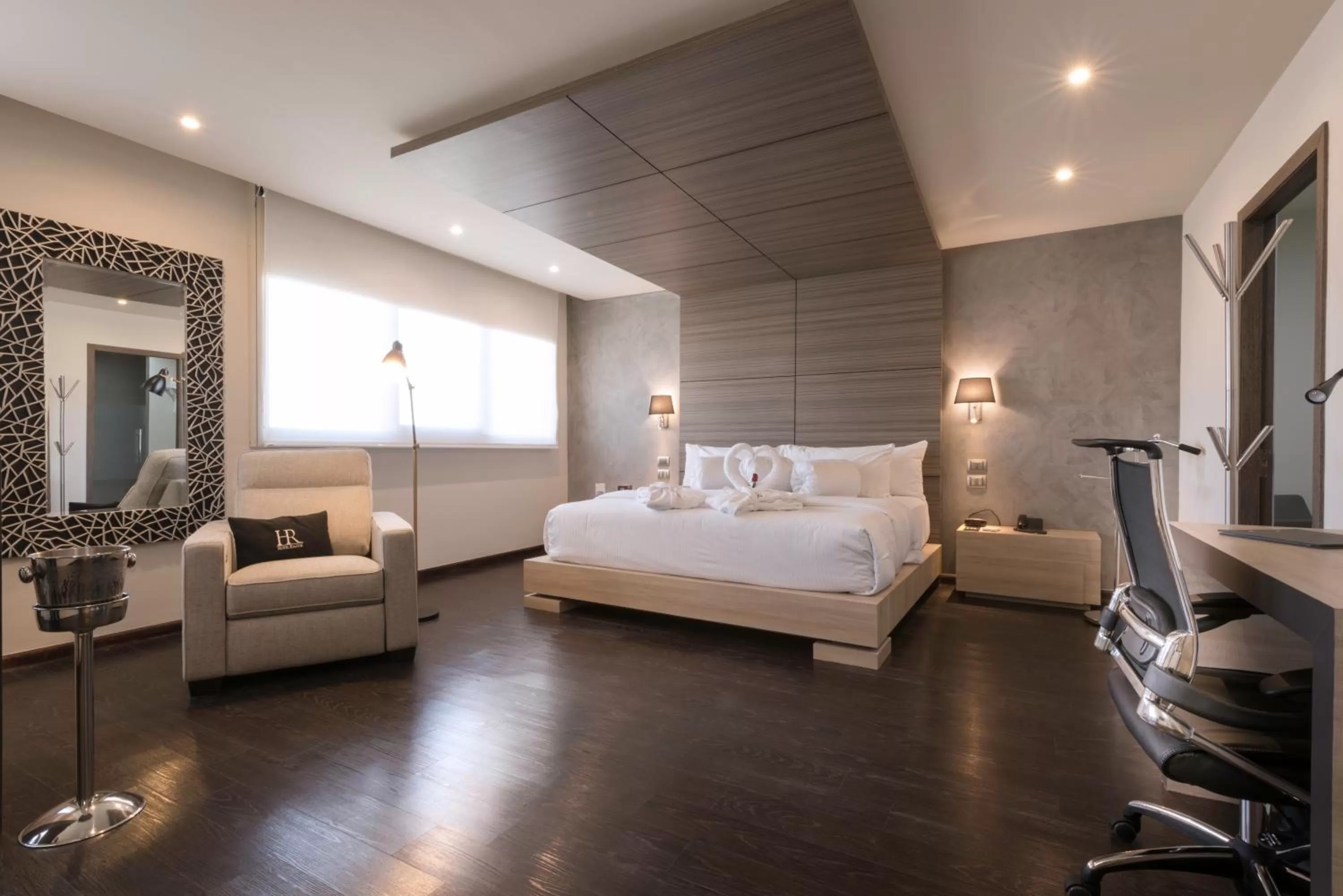King Suite in Hotel Riazor Aeropuerto