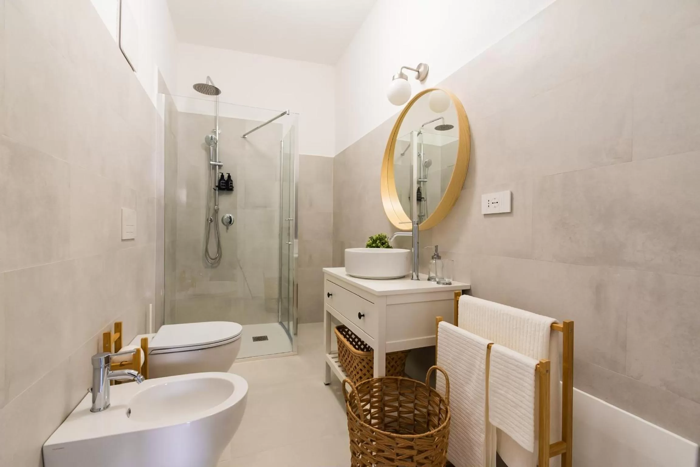 Bathroom in Tortora bed and breakfast