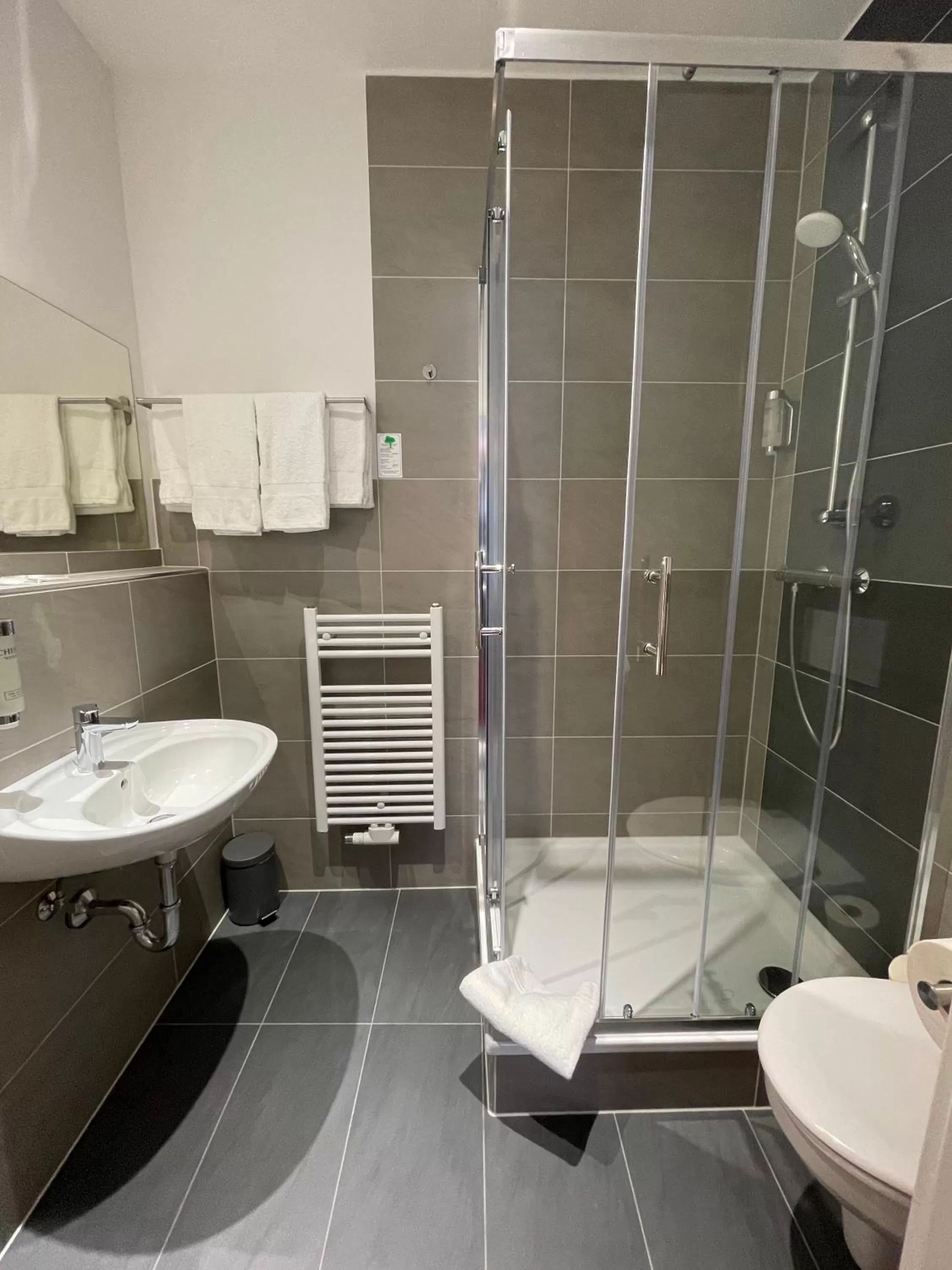 Bathroom in Palm Premium Hotel & Apartments