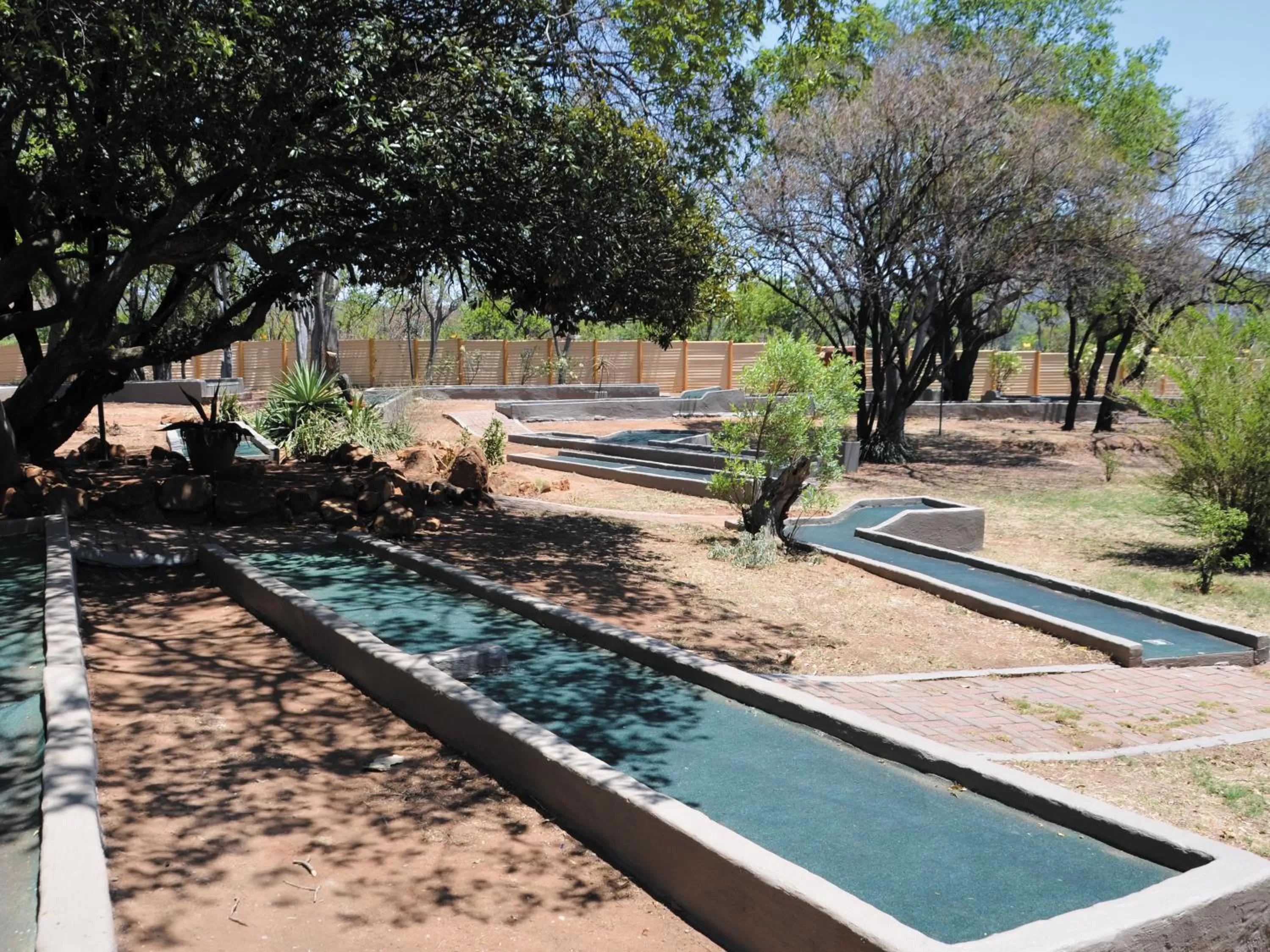 Minigolf in Safari Hotel & Convention Centre