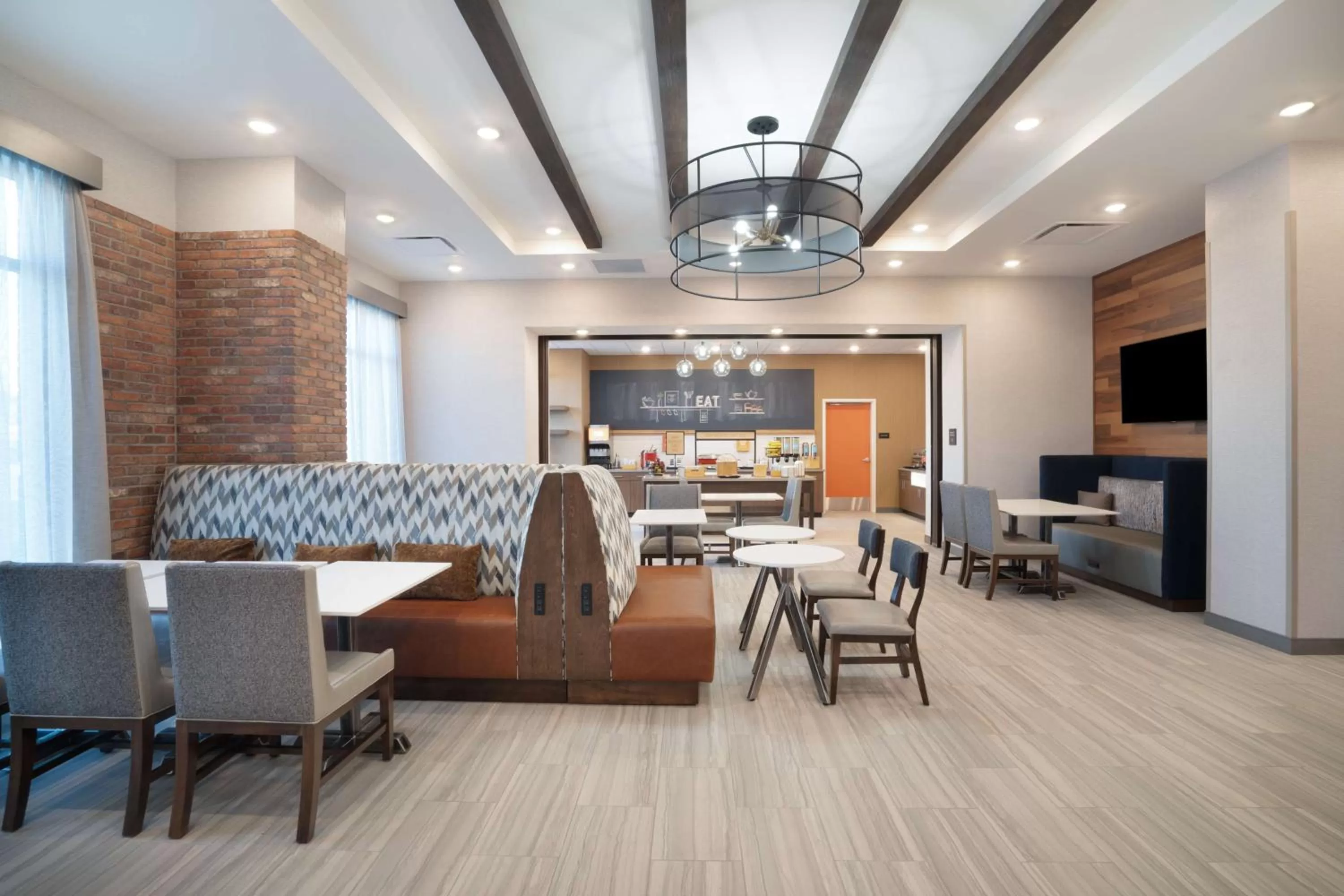 Breakfast in Hampton Inn Greer Greenville, Sc