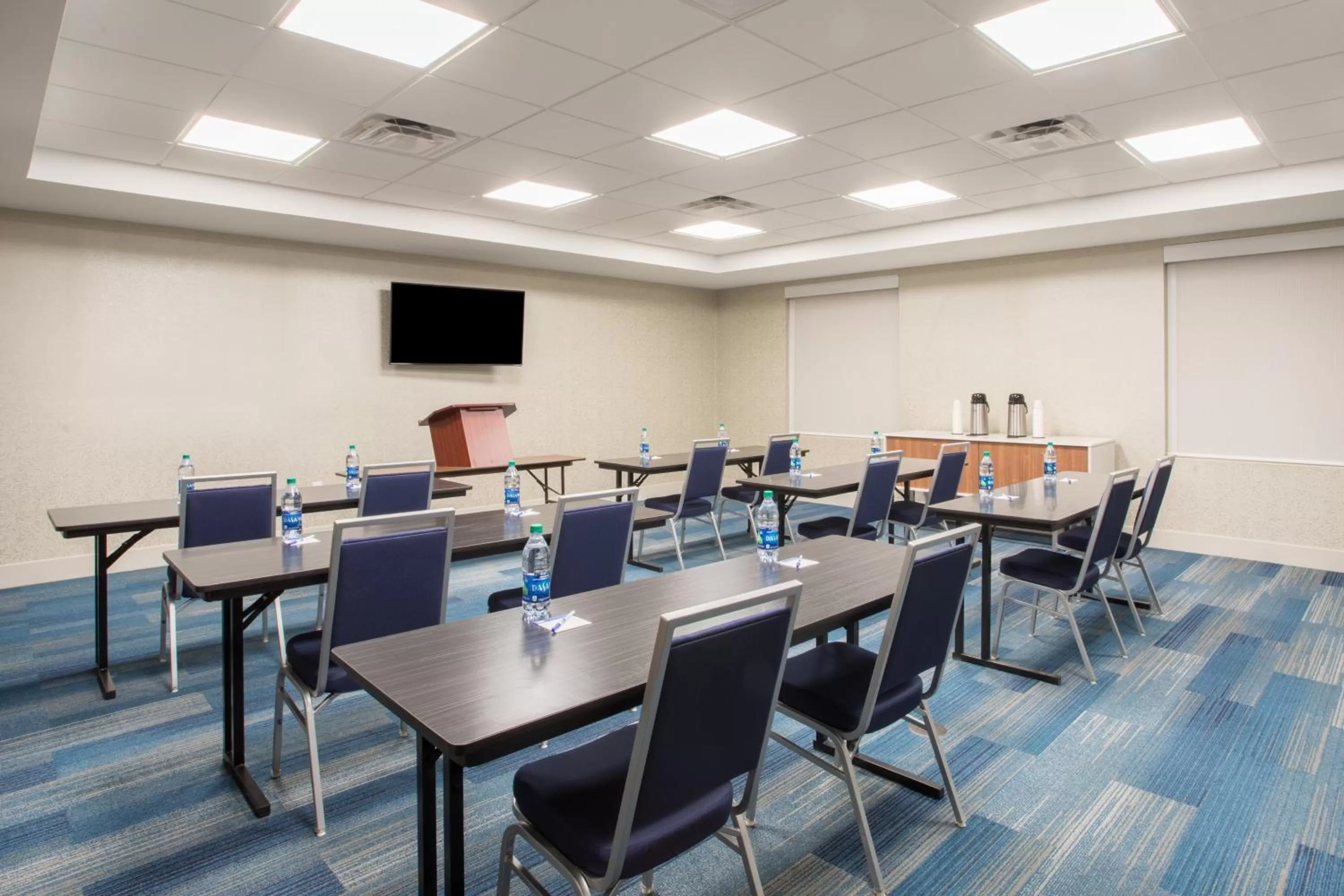 Meeting/conference room in Holiday Inn Express & Suites Owings Mills-Baltimore Area by IHG