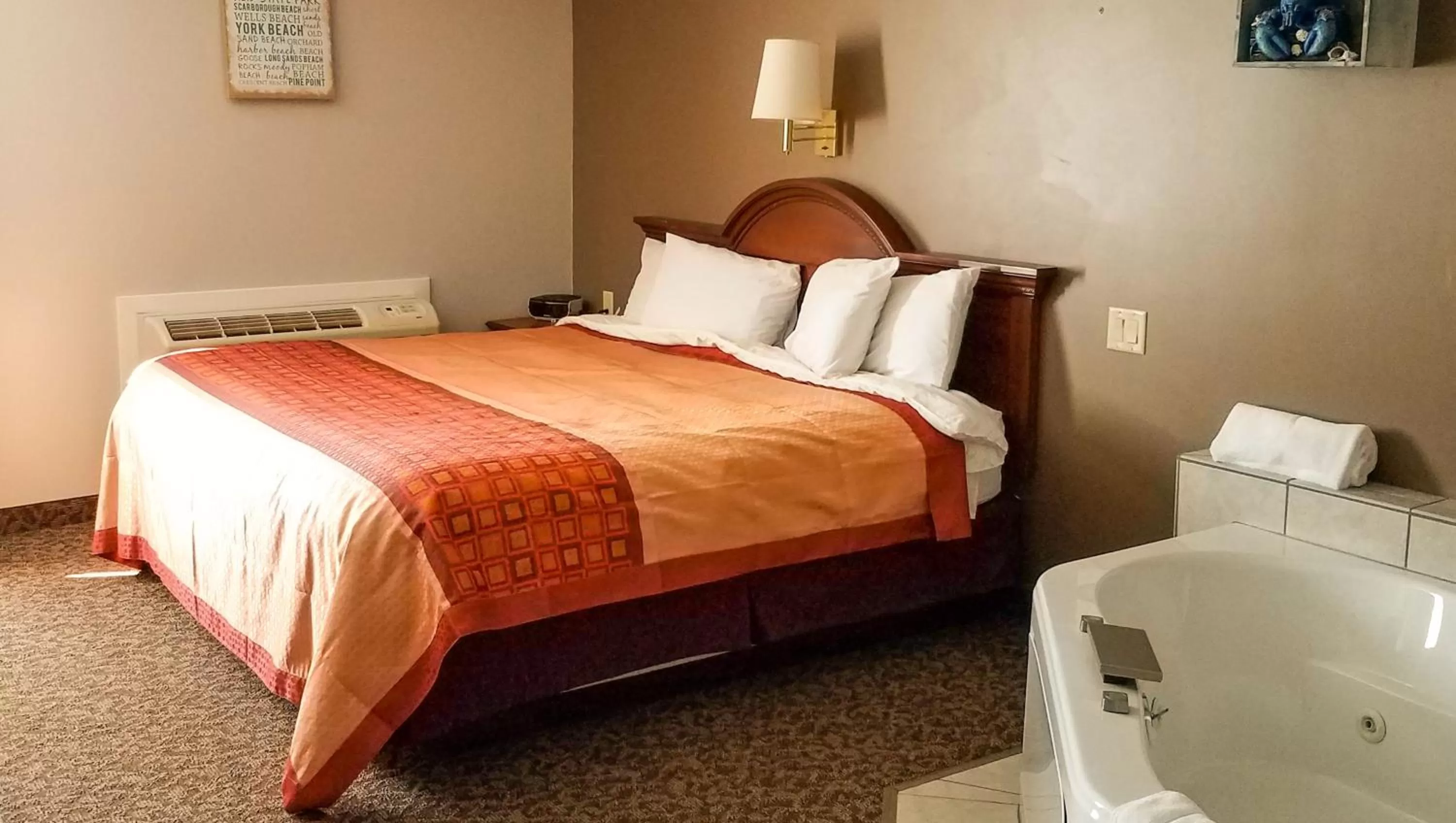 King Suite with Sea View in Ivey's Motor Lodge