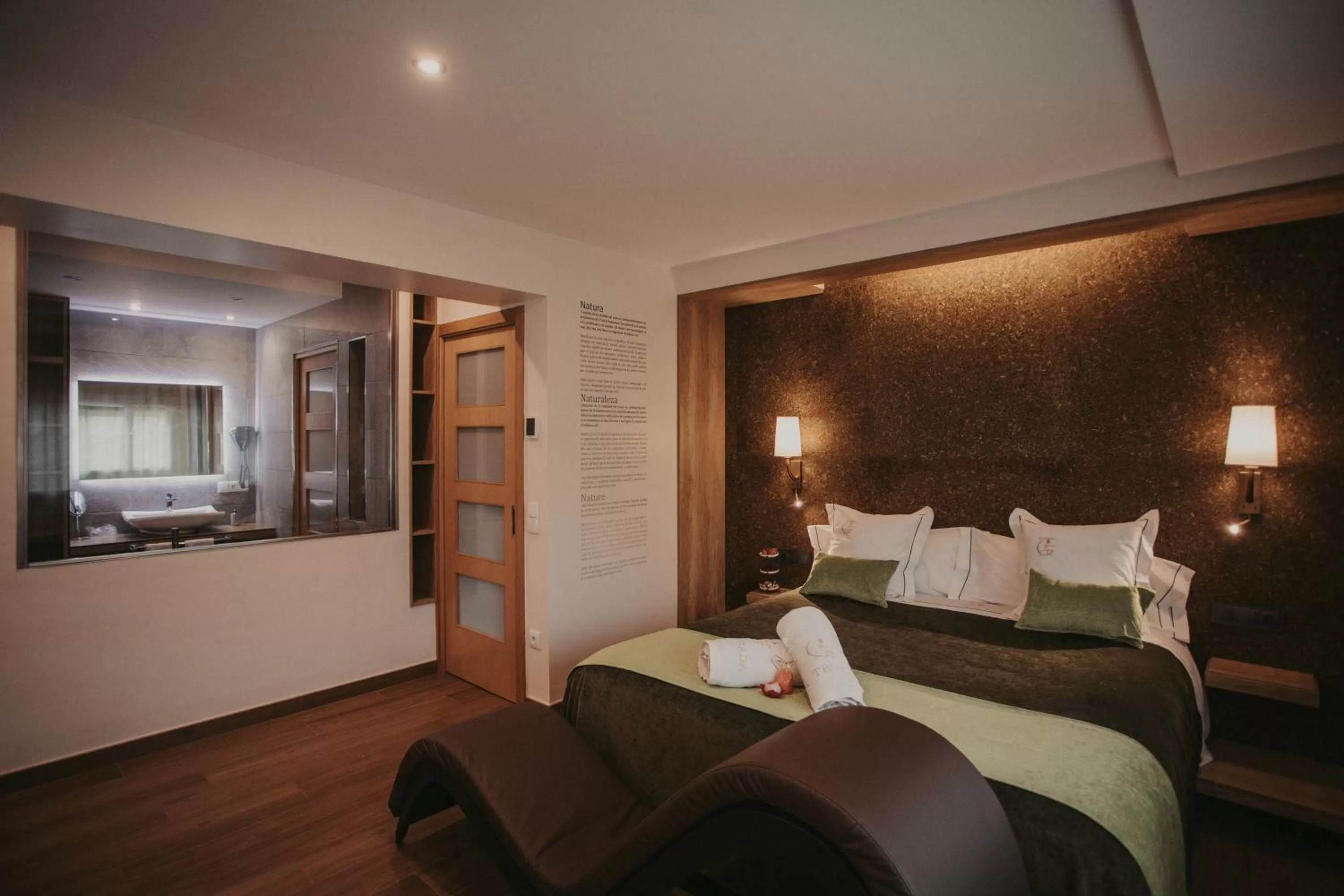 Photo of the whole room, Bed in La Trobada Hotel Boutique