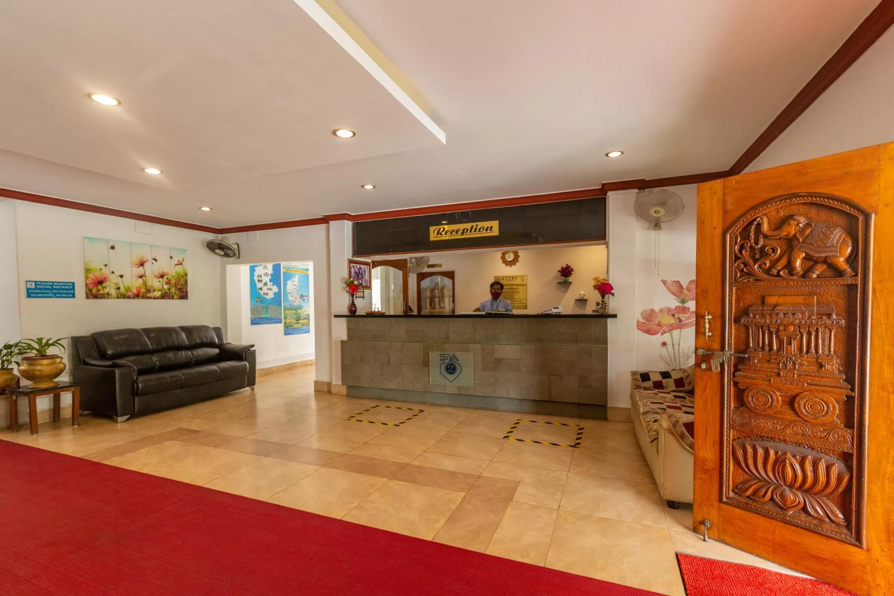 Lobby/Reception in KSTDC Hotel Mayura Bhuvaneshwari Kamalapur