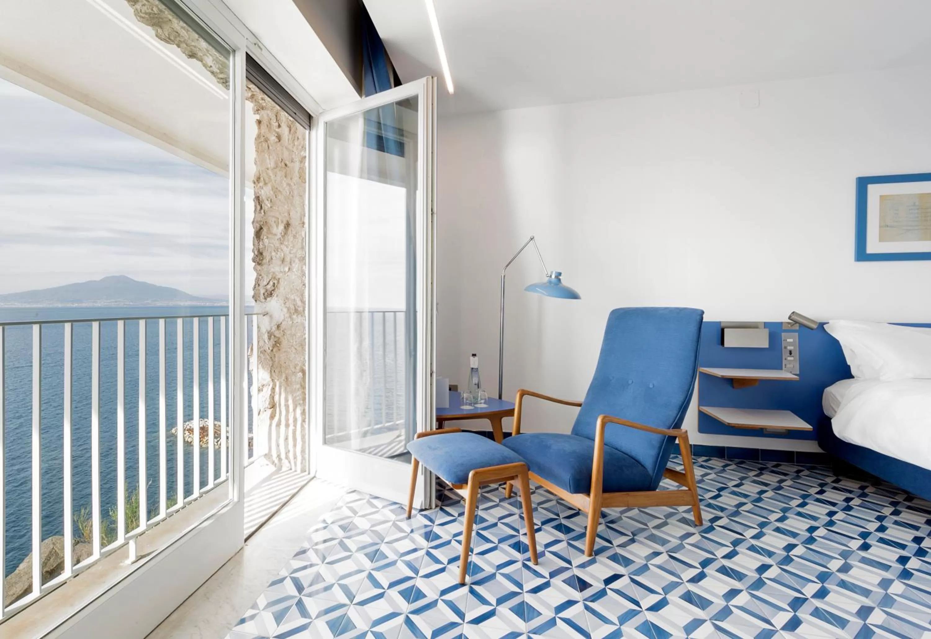 Balcony/Terrace, Bed in Parco dei Principi