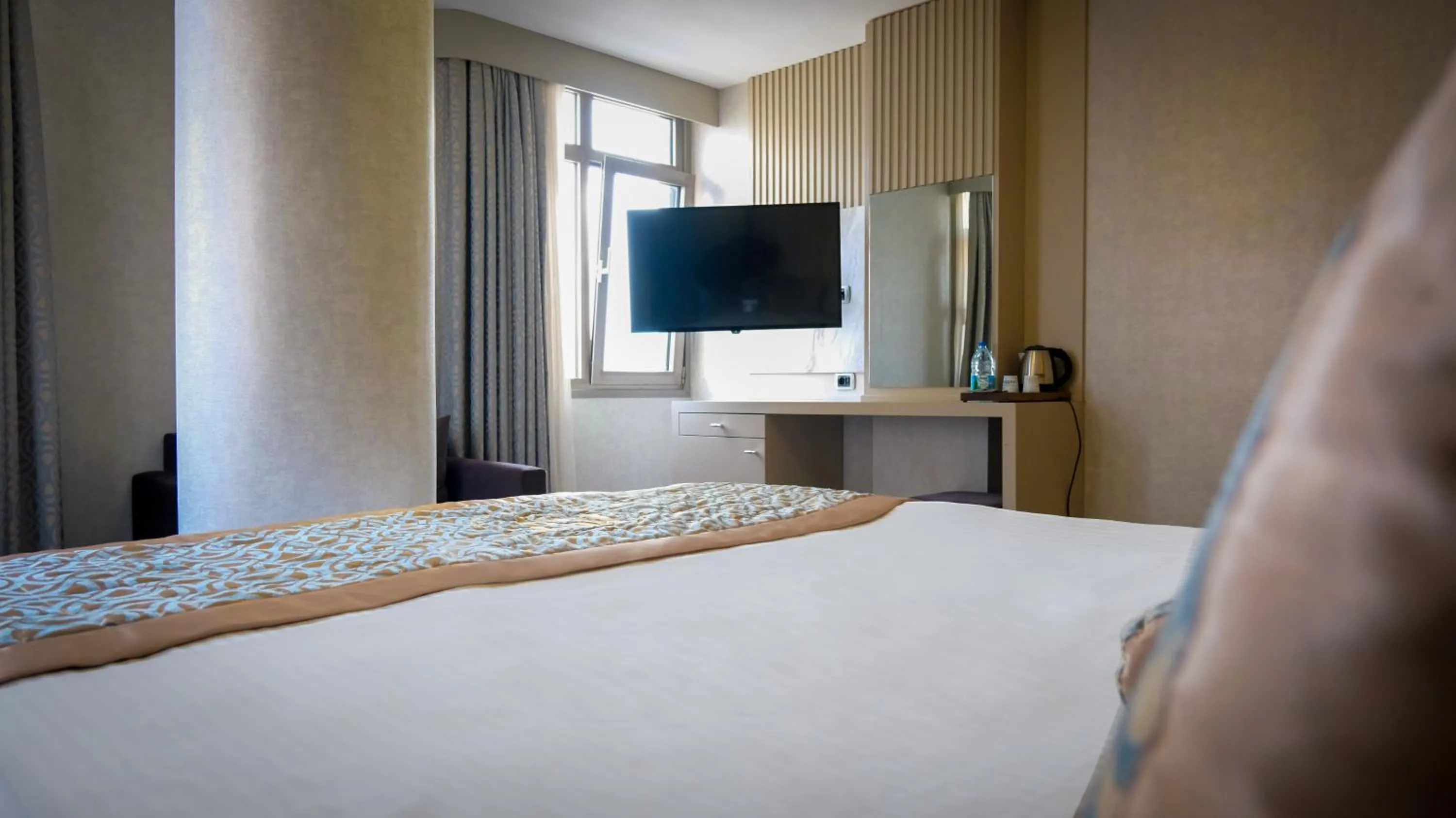 TV and multimedia, Bed in Kervansaray Bursa City Hotel