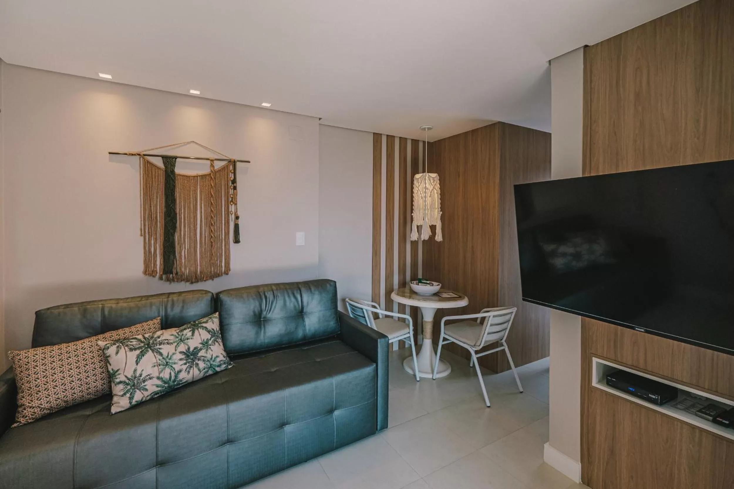 TV and multimedia in Hotel Sete Ilhas