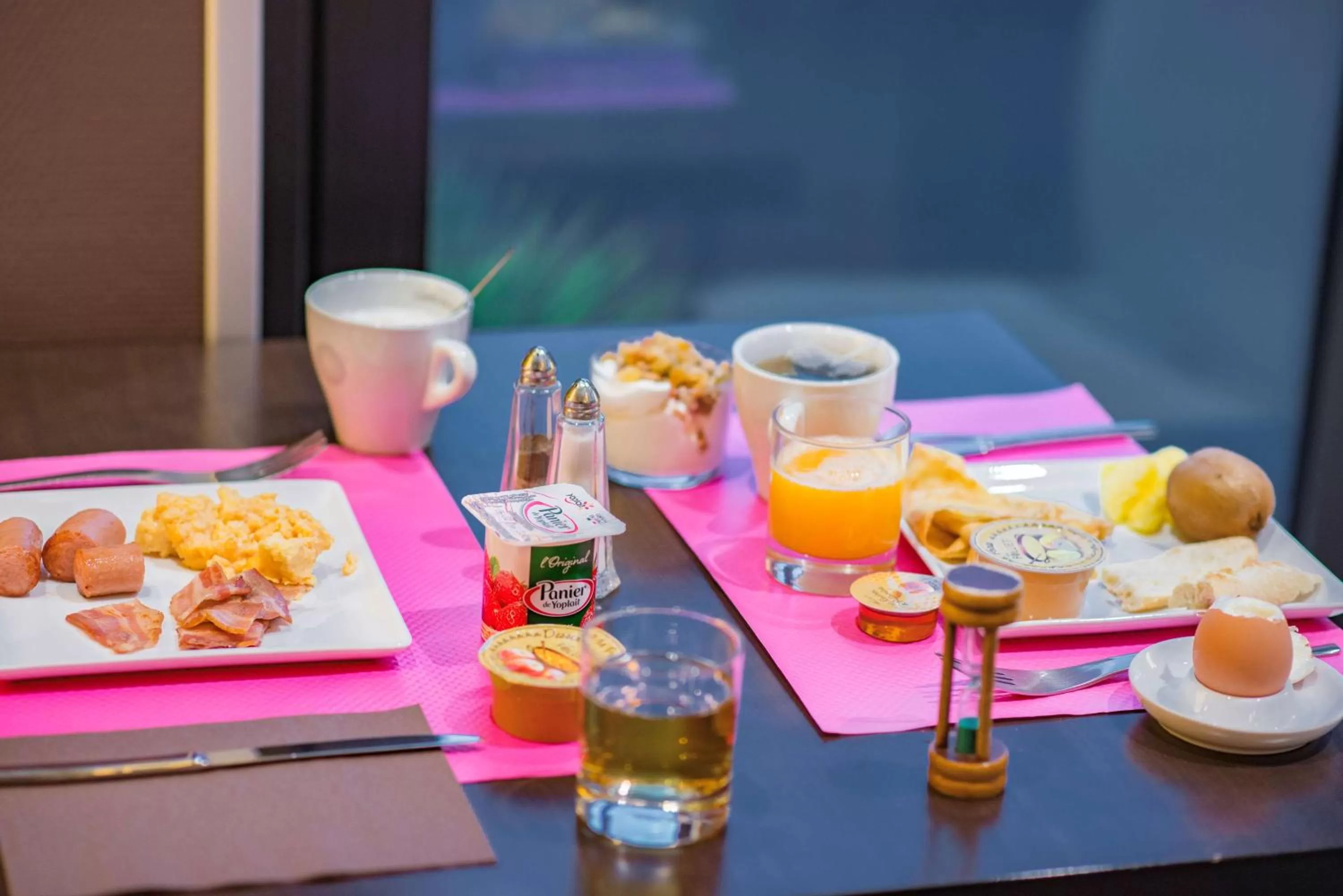 Restaurant/places to eat in Best Western Hotel Nuit De Retz Nantes Sud