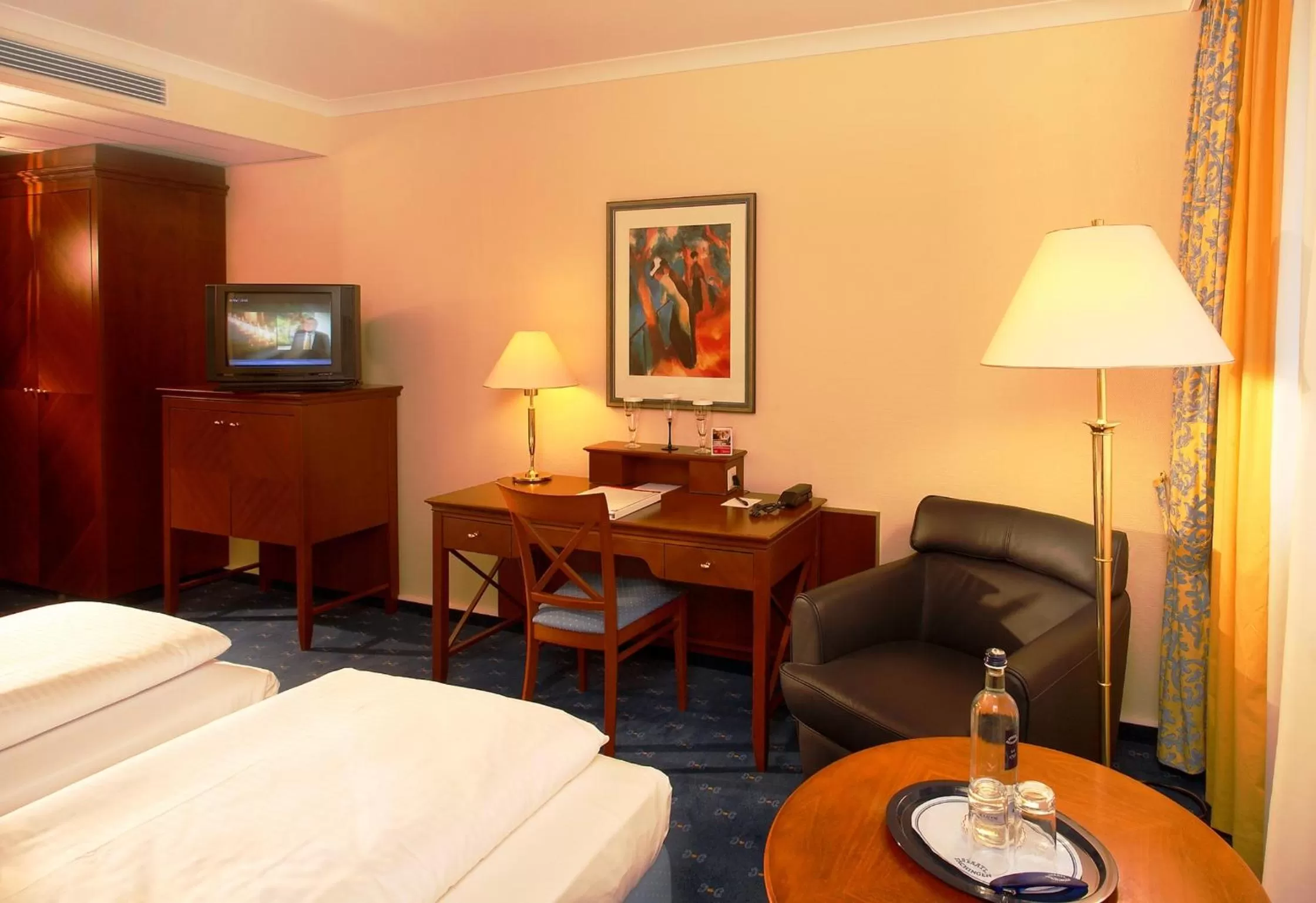 Bed in H4 Hotel Kassel City, Trademark Collection by Wyndham