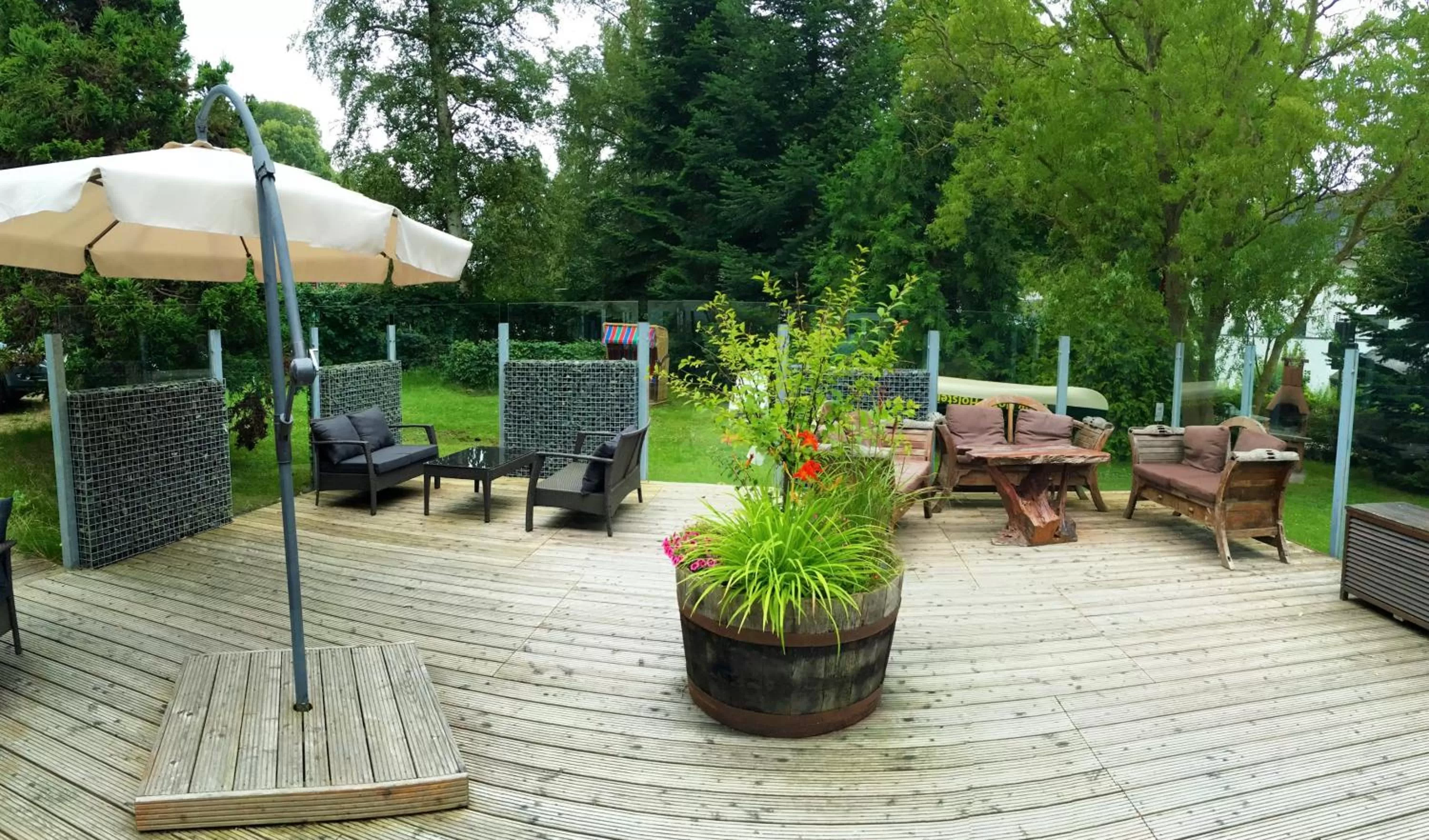 Garden in Hotel Holsteinische Schweiz am Dieksee