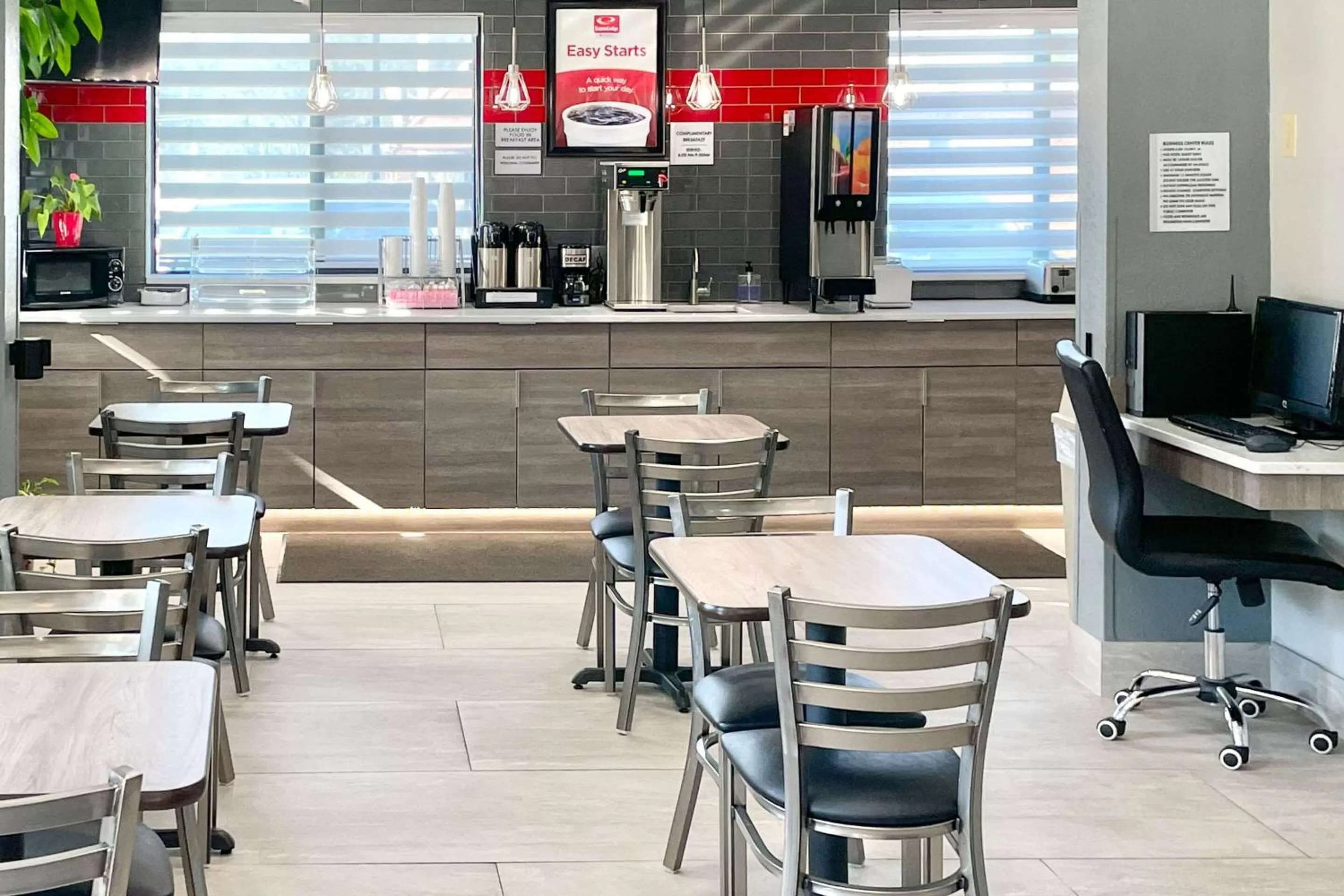 Breakfast in Econo Lodge Cartersville-Emerson Lake Point