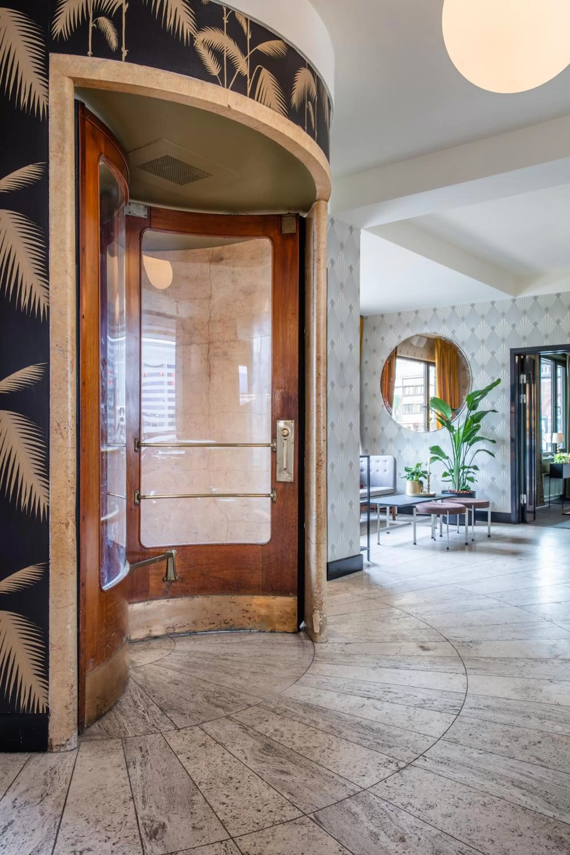 Facade/entrance in Hotel Astoria, Best Western Signature Collection