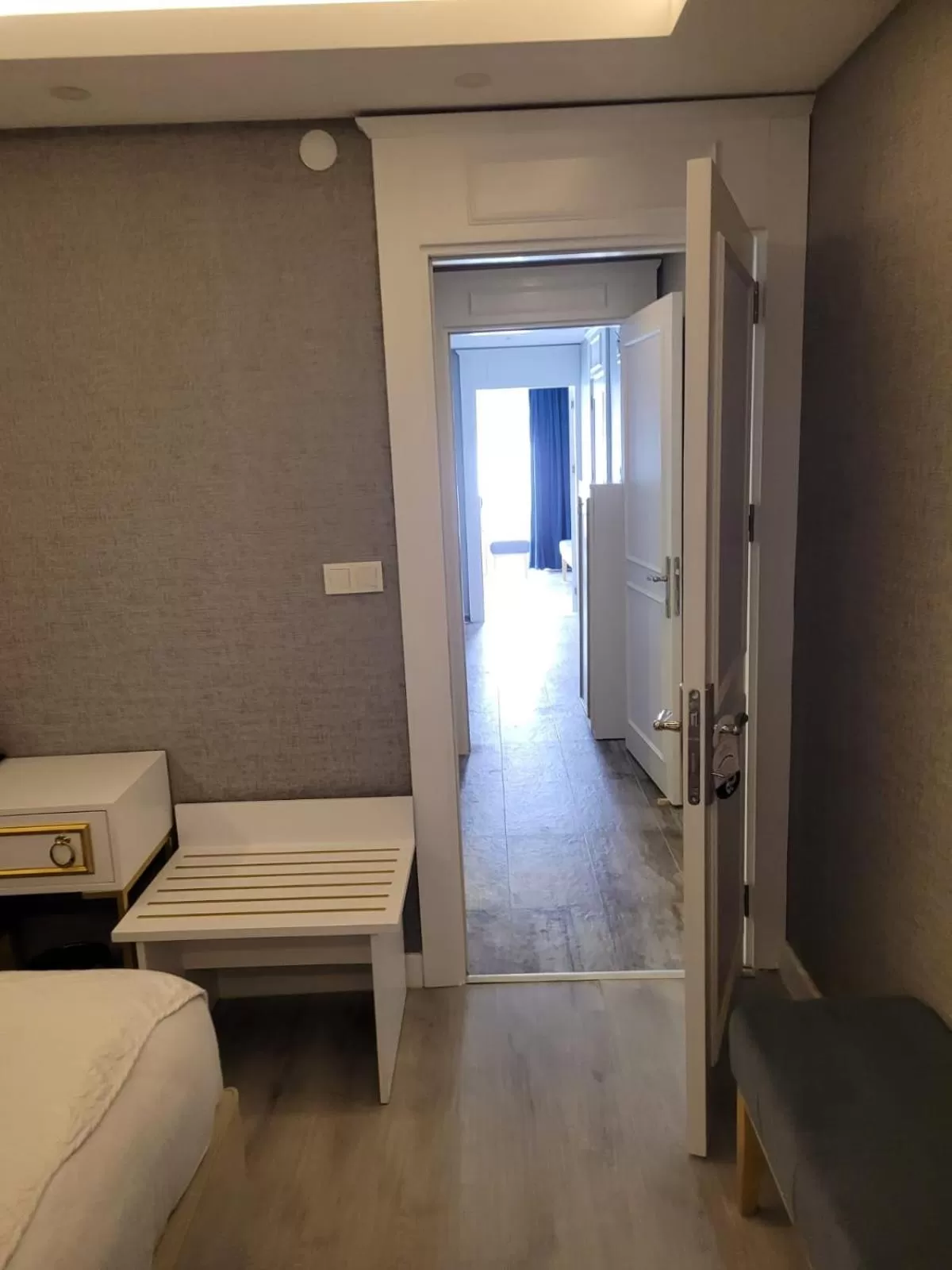 Seating area, Bed in Mr BEYAZ HOTEL