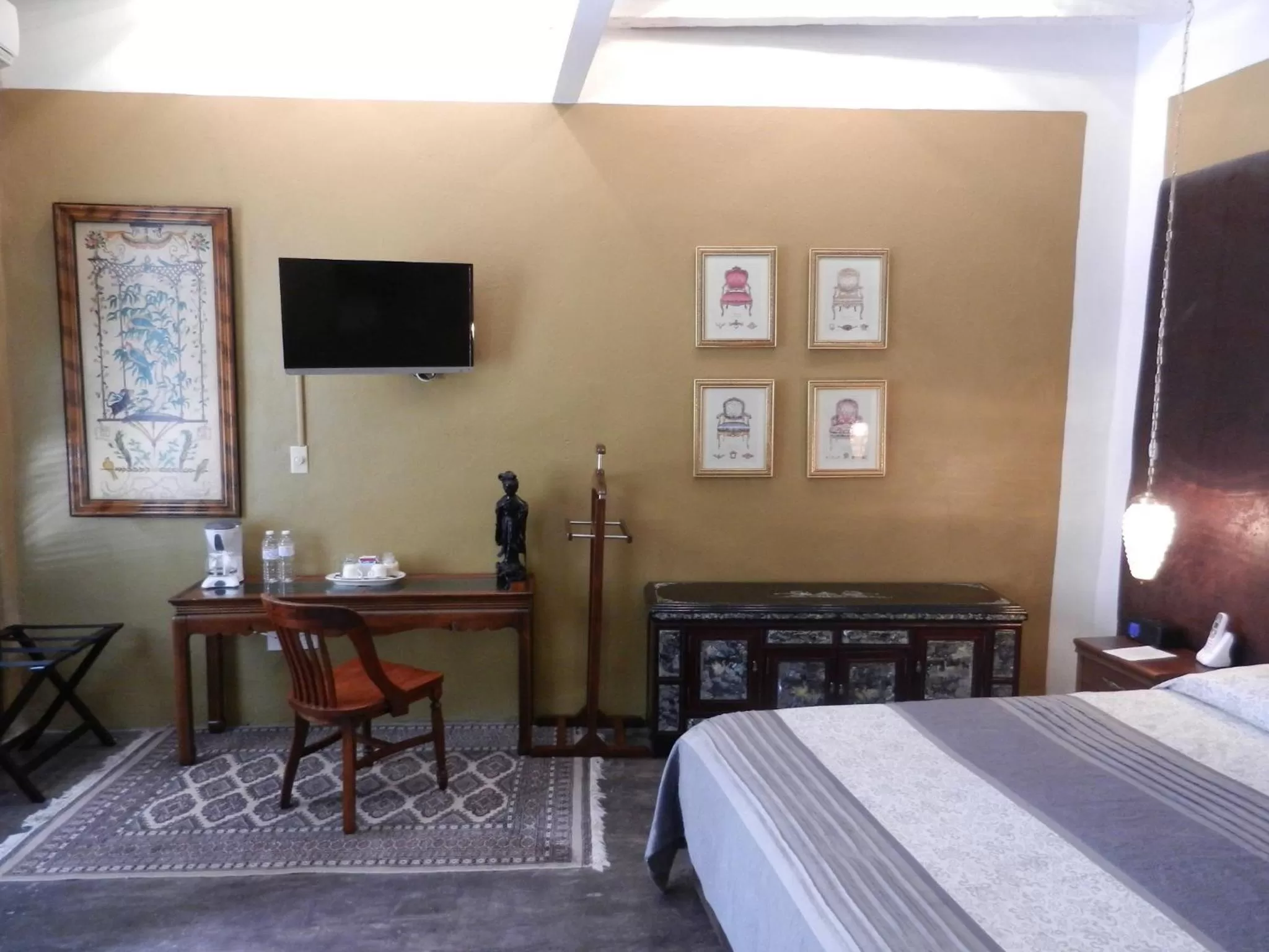 Photo of the whole room, Bed in La Casa del Atrio