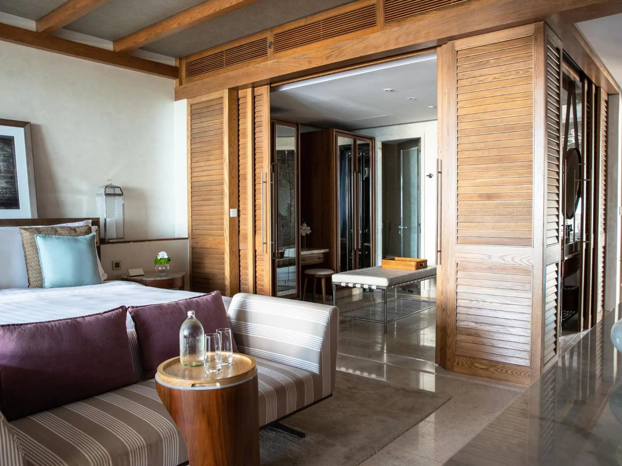 Ocean View Club Superior - with club benefits and beach access & Wild Wadi Waterpark™ Access in Jumeirah Al Naseem Dubai