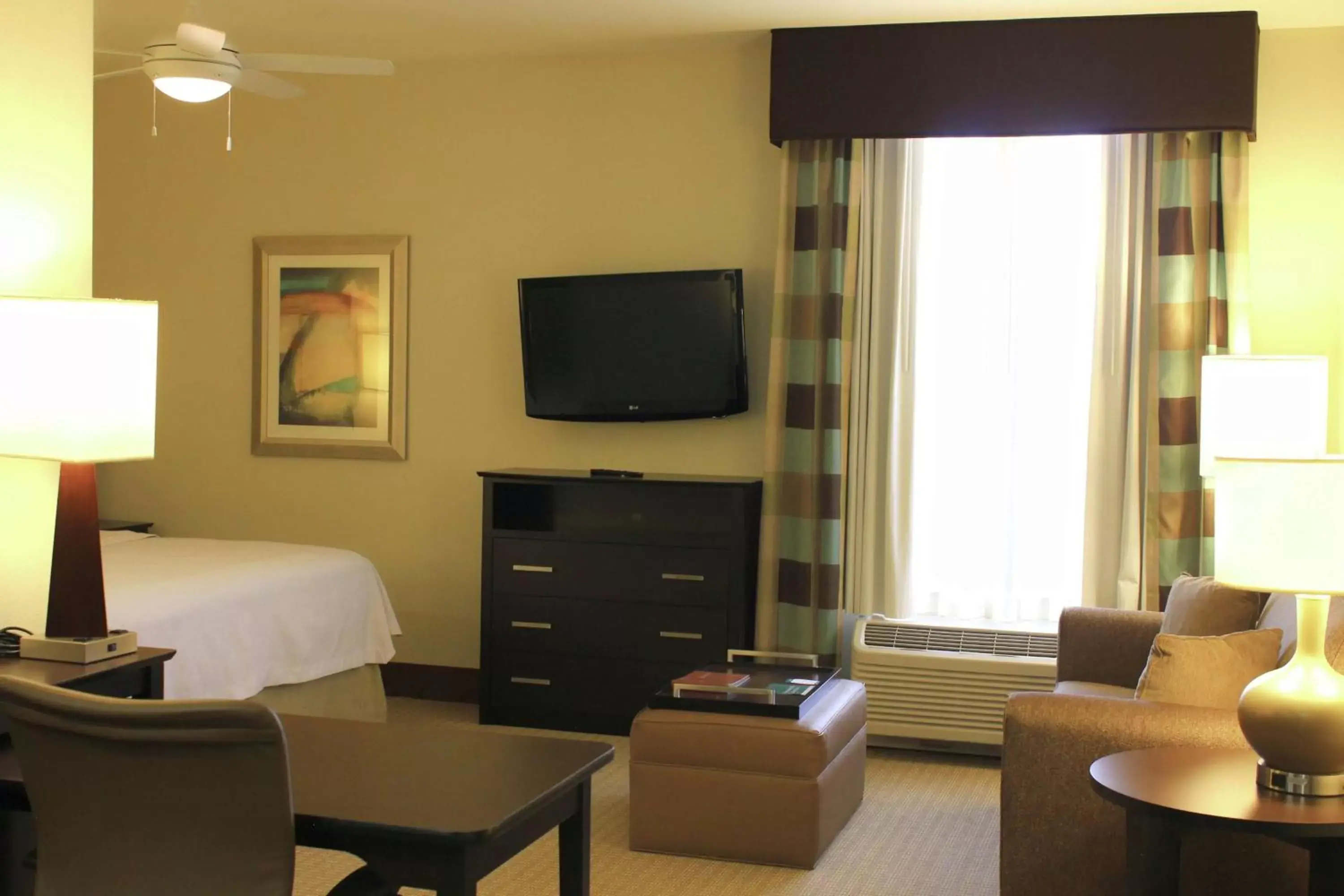 King Stuido - Hearing Accessible/Non-Smoking in Homewood Suites by Hilton Victoria King Stuido - Hearing Accessible/Non-Smoking in Homewood Suites by Hilton Victoria