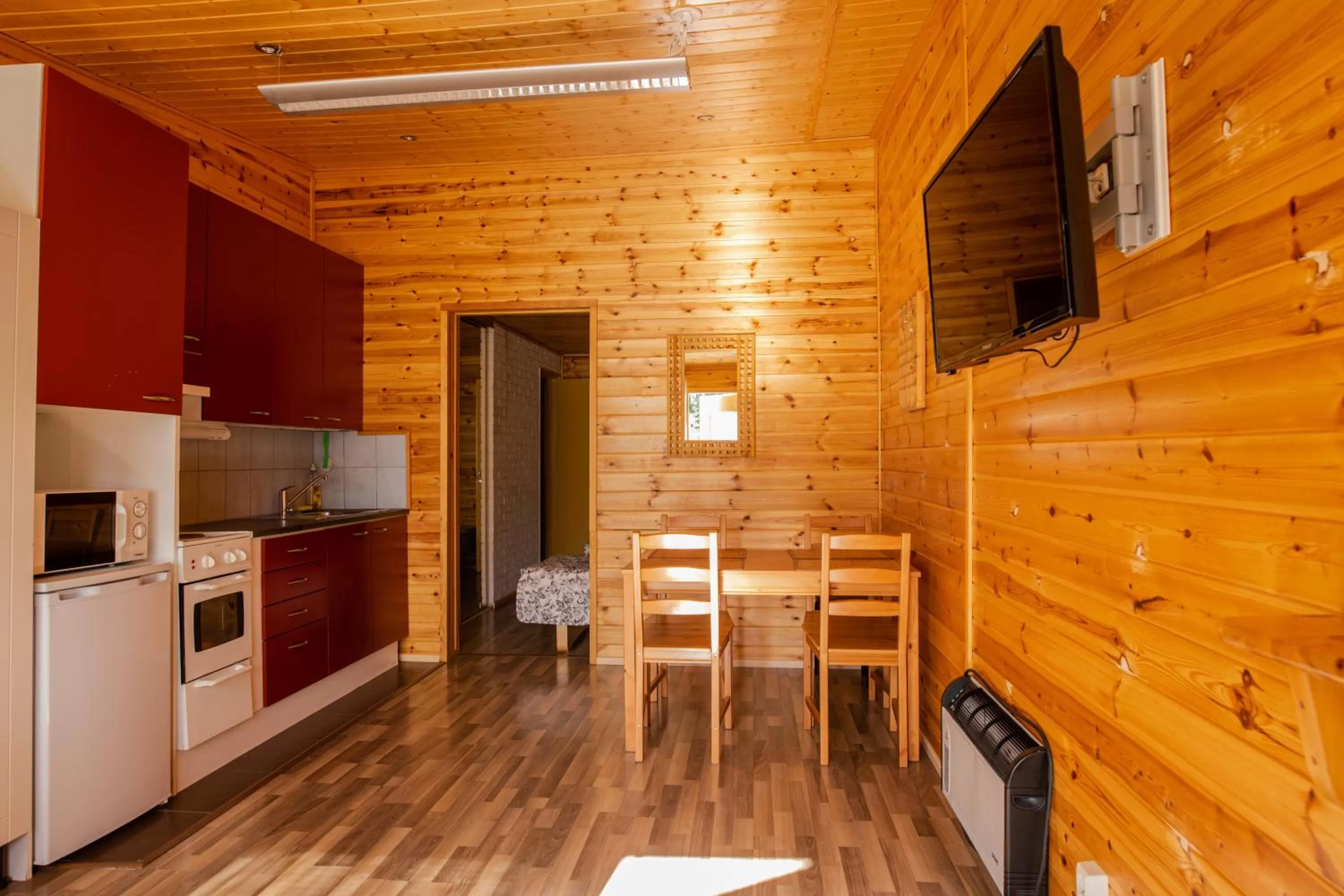 Kitchen or kitchenette in Motelli Rovaniemi