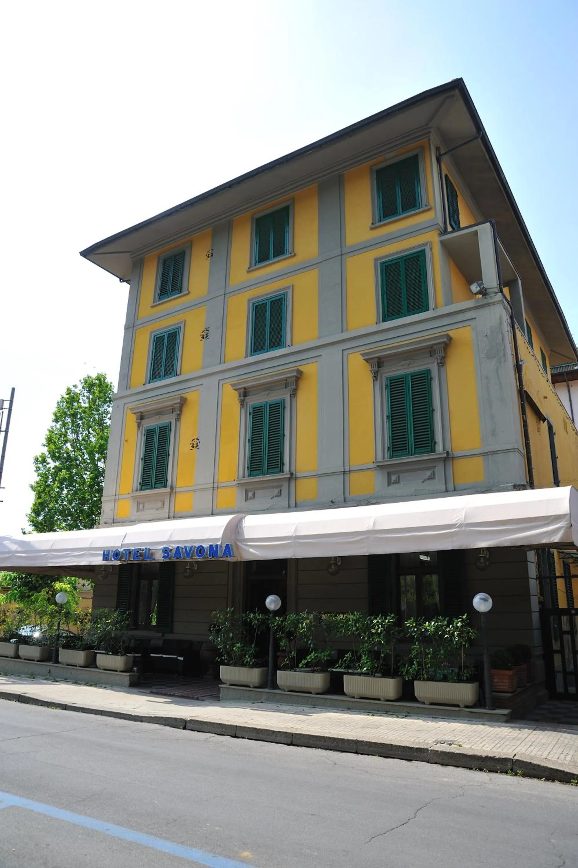Facade/entrance in Hotel Savona