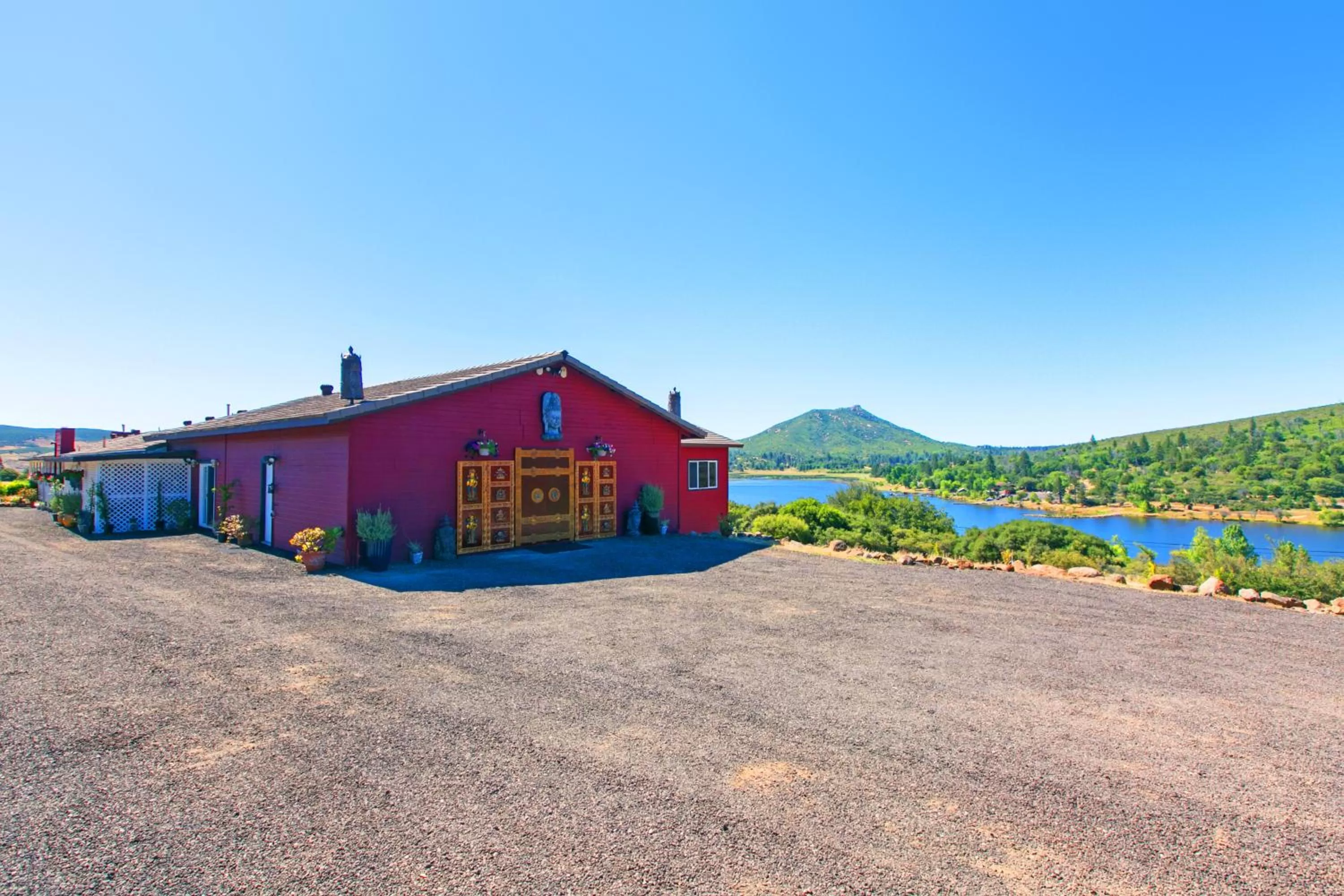 Property building in Quiet Mind Mountain Lodge, Retreat & Spa