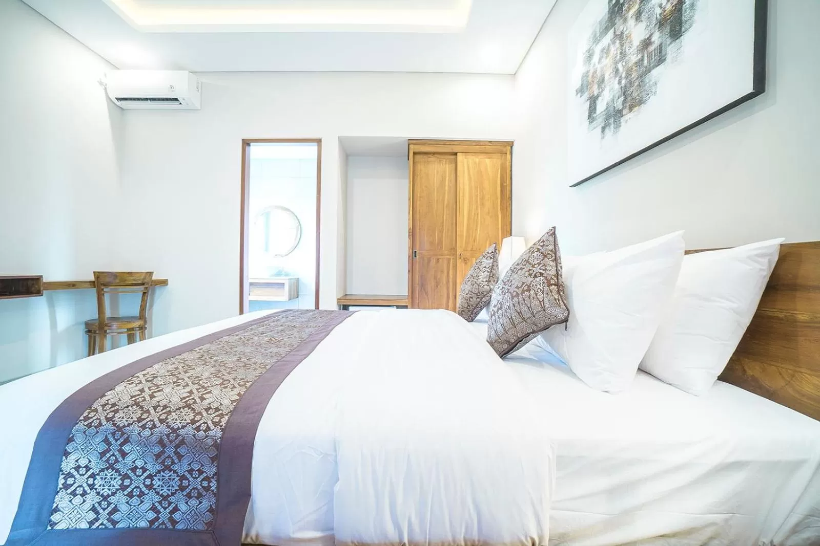 Bed in Putih DCarik Ubud