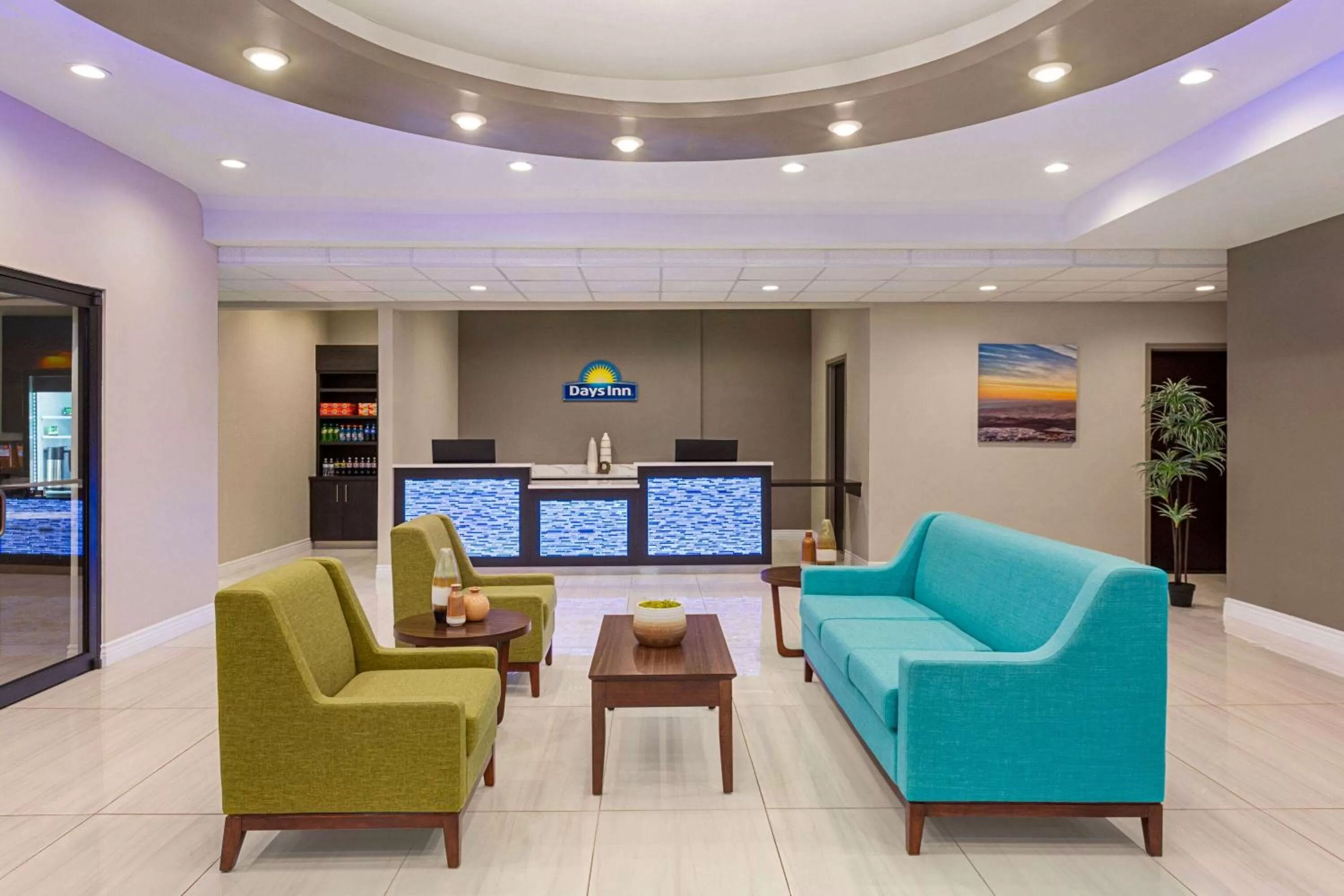 Lobby or reception in Days Inn & Suites by Wyndham Greater Tomball