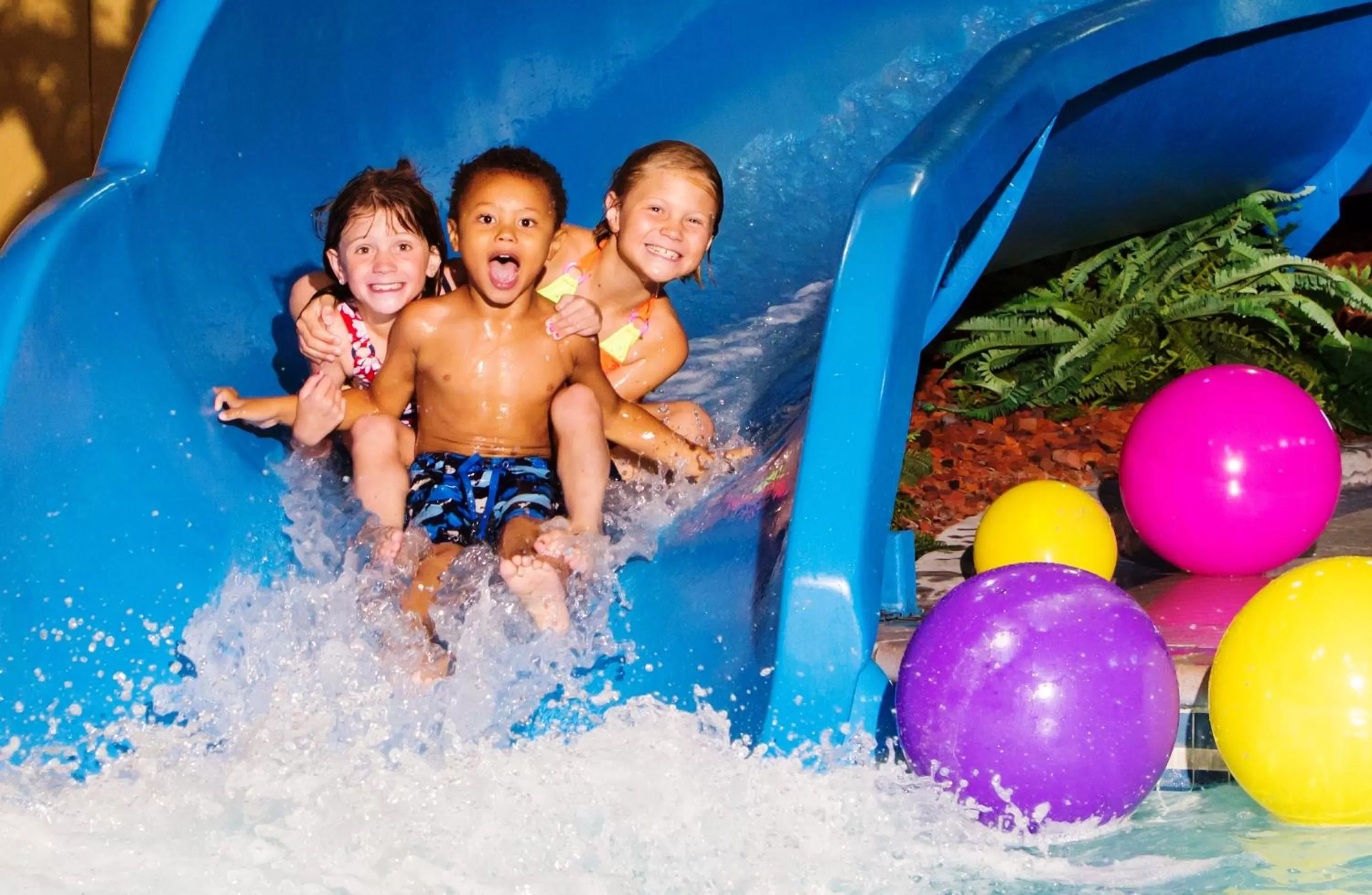 Billiard, Children in Grand Gateway Hotel