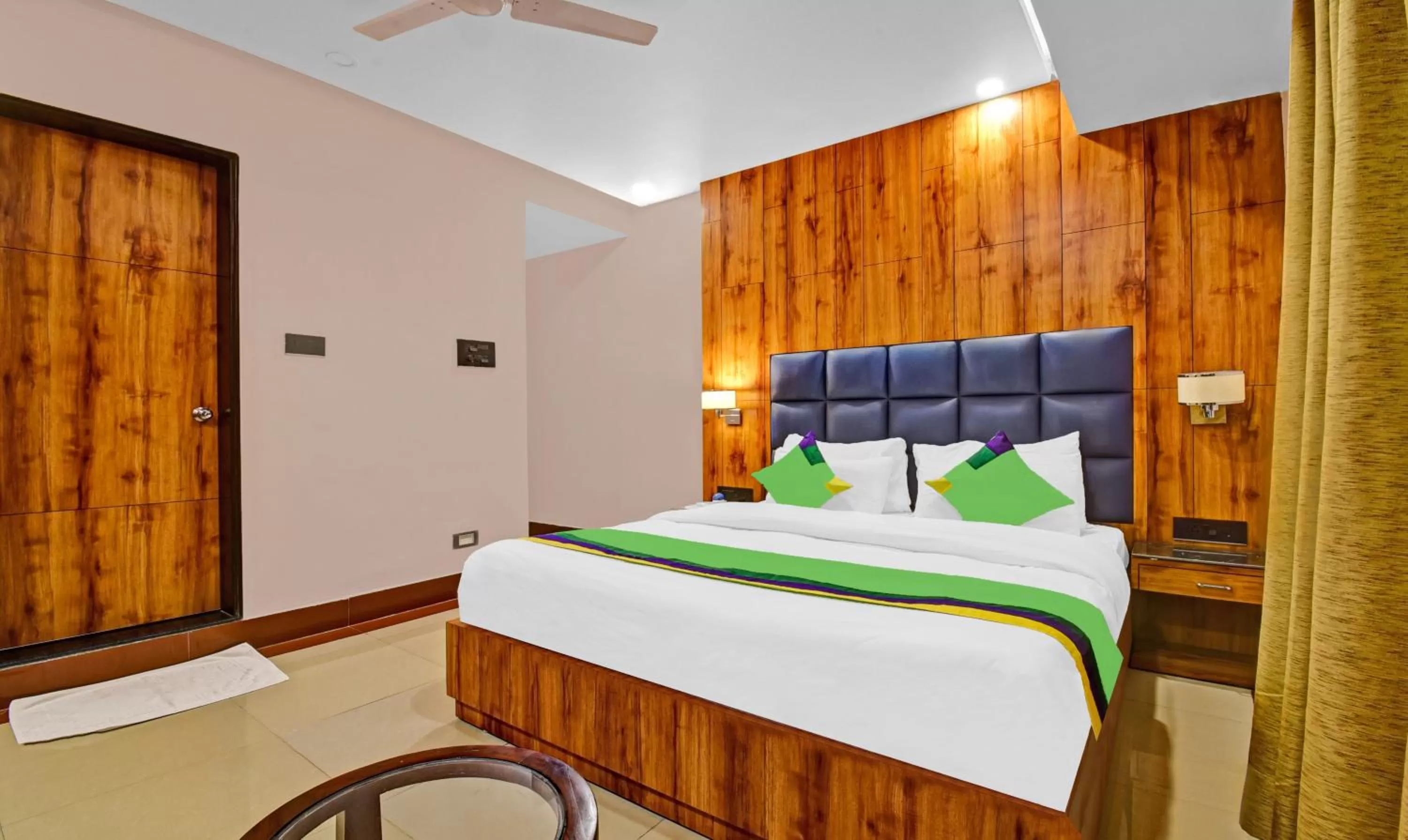 Bedroom, Bed in Treebo Trend The Pearl Bliss