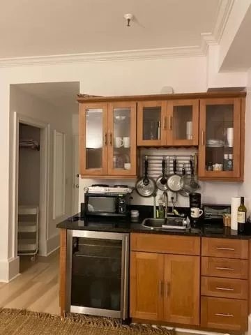 Kitchen or kitchenette in Tropicals of Palm Beach