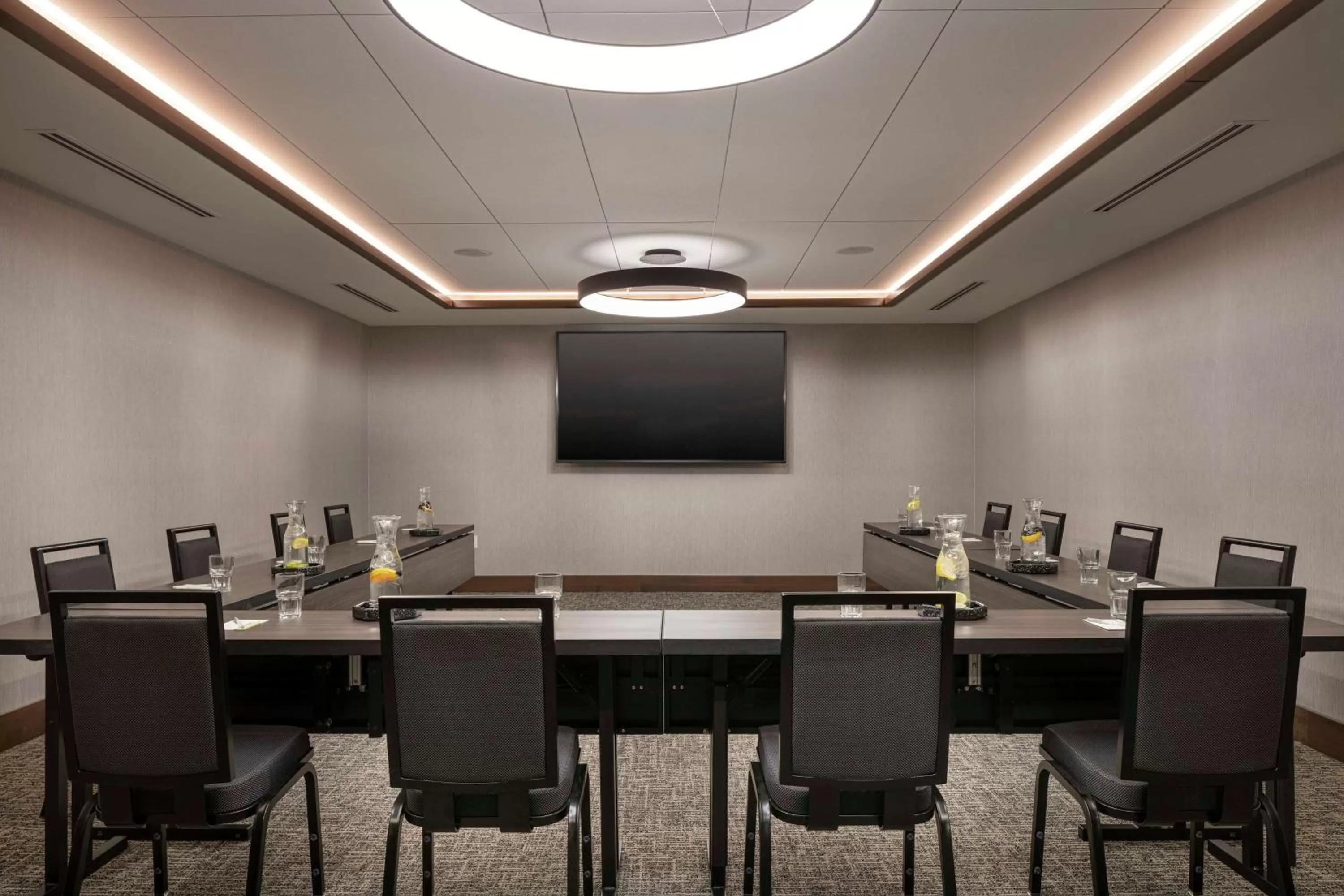 Meeting/conference room in Home2 Suites By Hilton Denver Downtown Convention Center