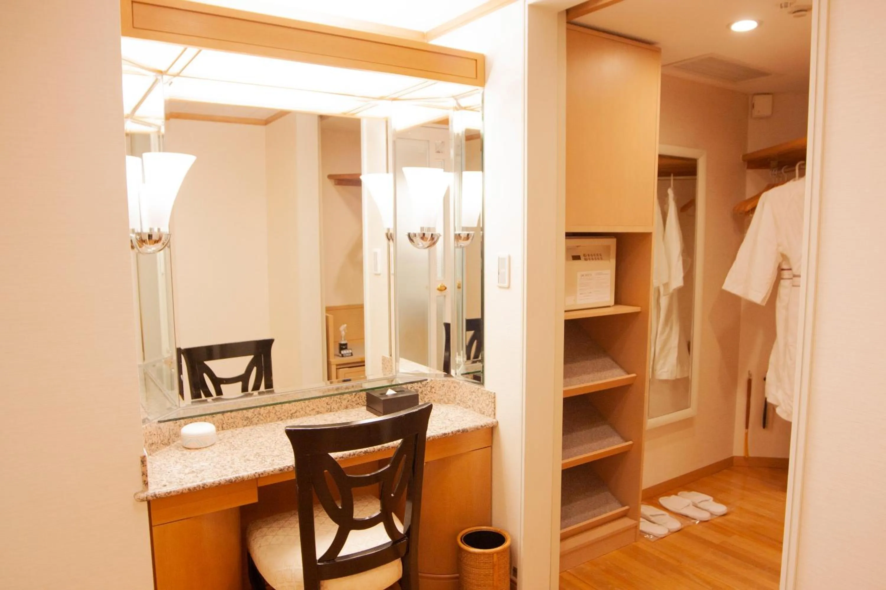 Photo of the whole room in Hotel New Otani Makuhari