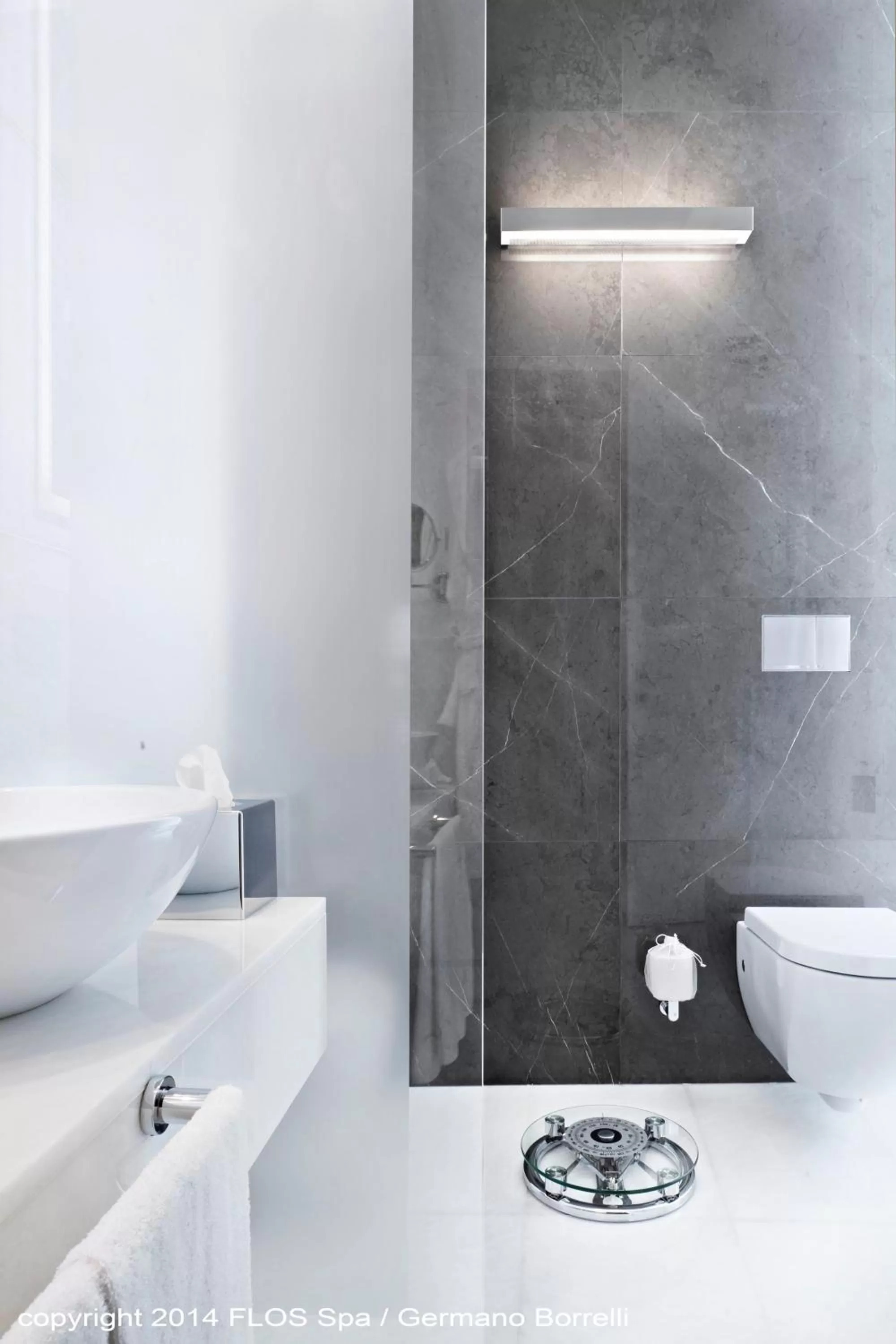 Toilet in Corso 281 Luxury Suites