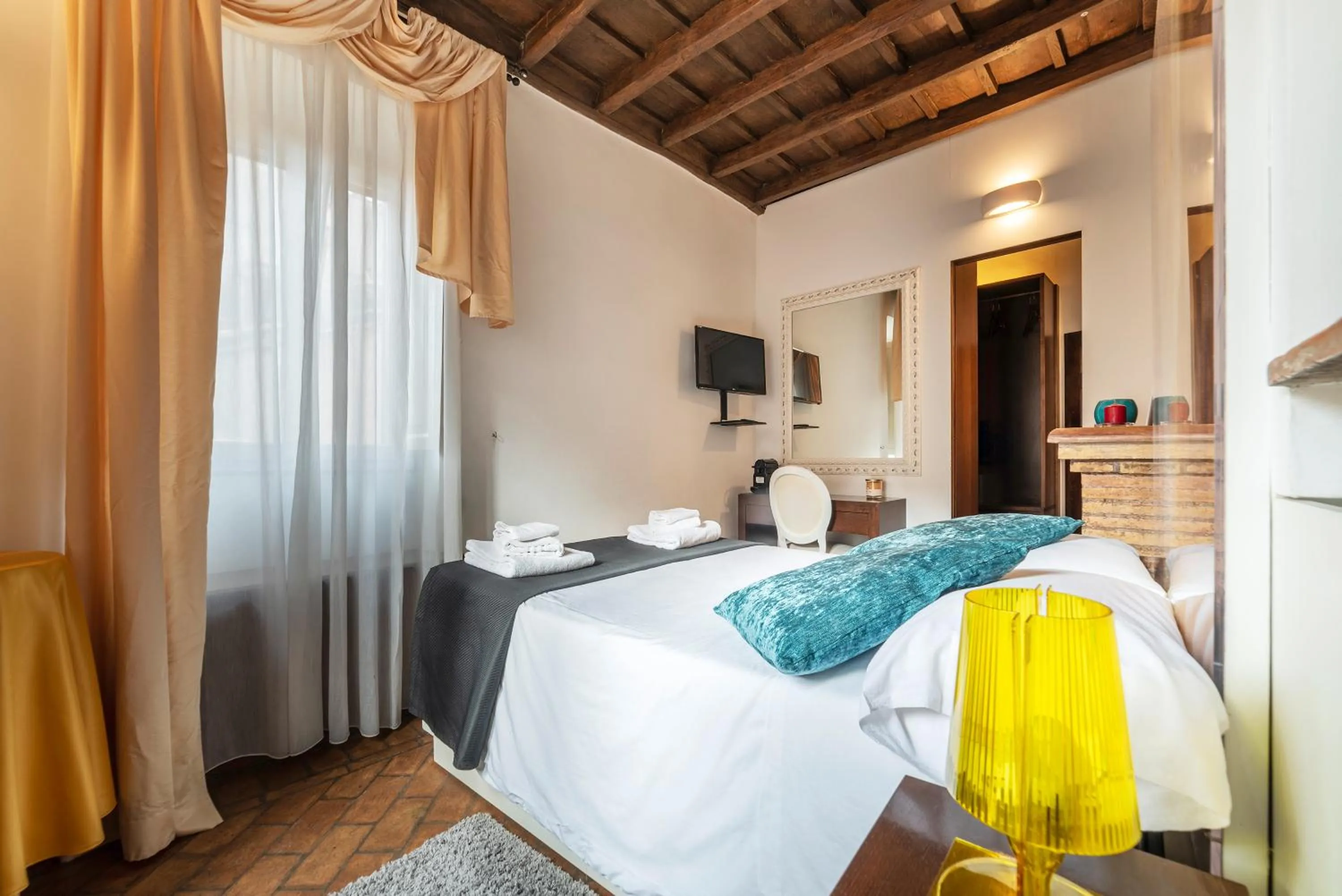 Bedroom in Luxury Trastevere