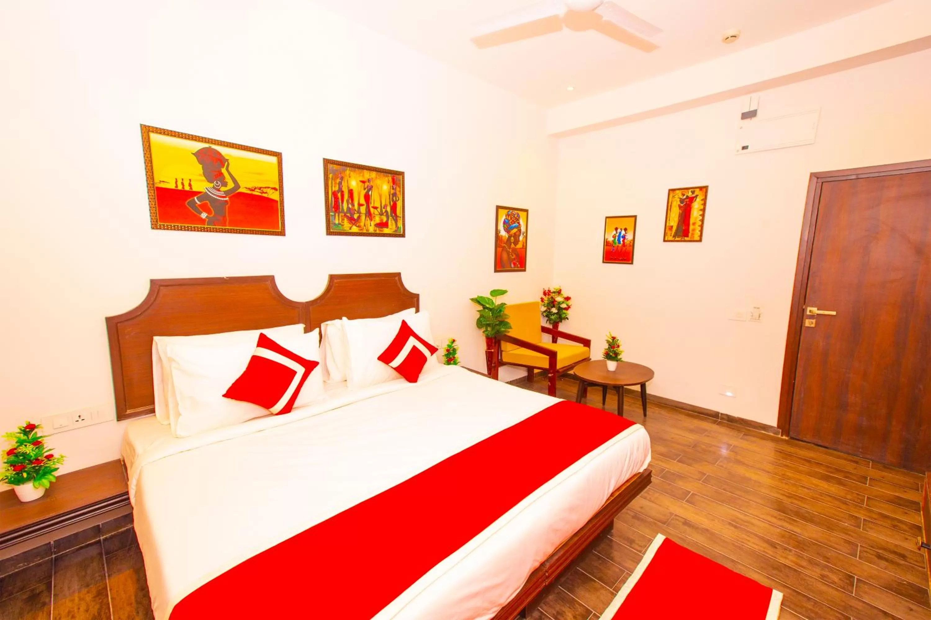 Photo of the whole room, Bed in Octave Parkland Suites