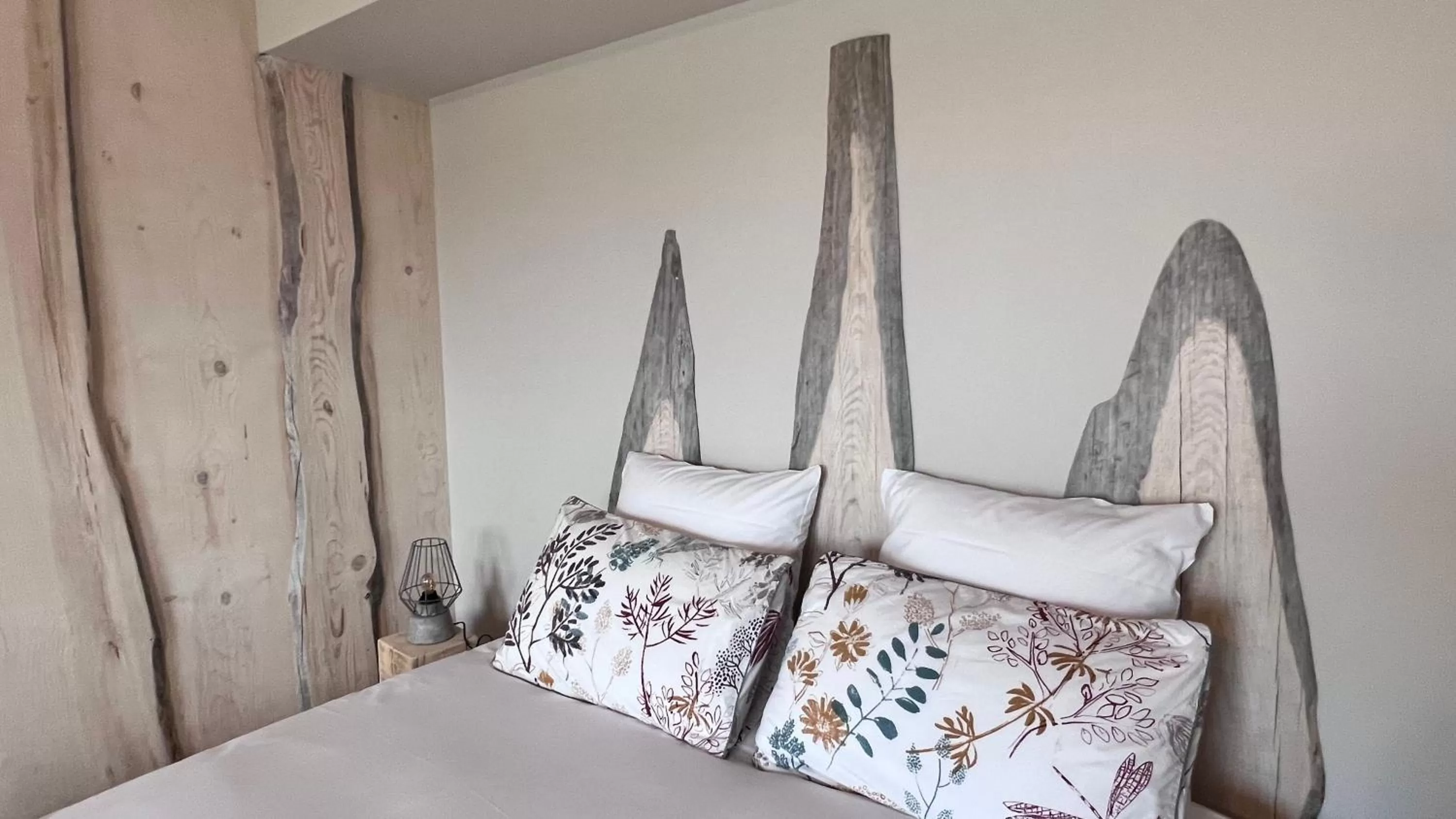 Bed in Hôtel En Tilleul