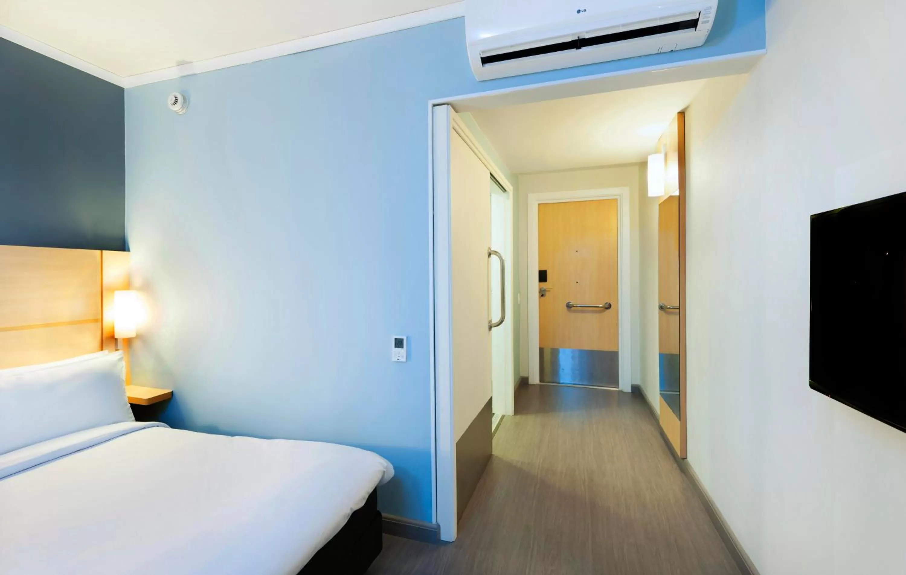 Bedroom, Bed in ibis Copacabana Posto 5