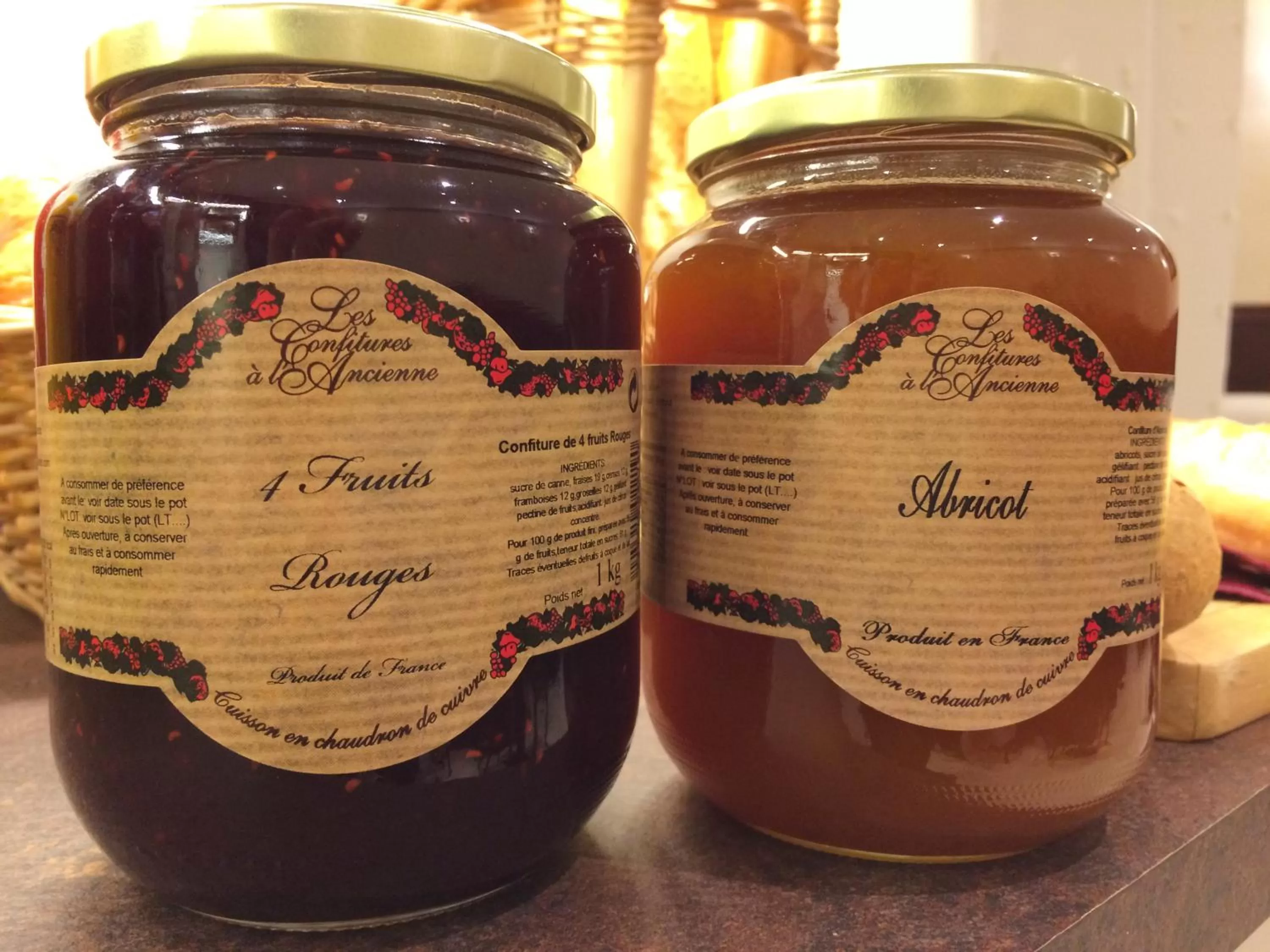 Buffet breakfast in The Originals City, Hôtel du Château, Pontivy