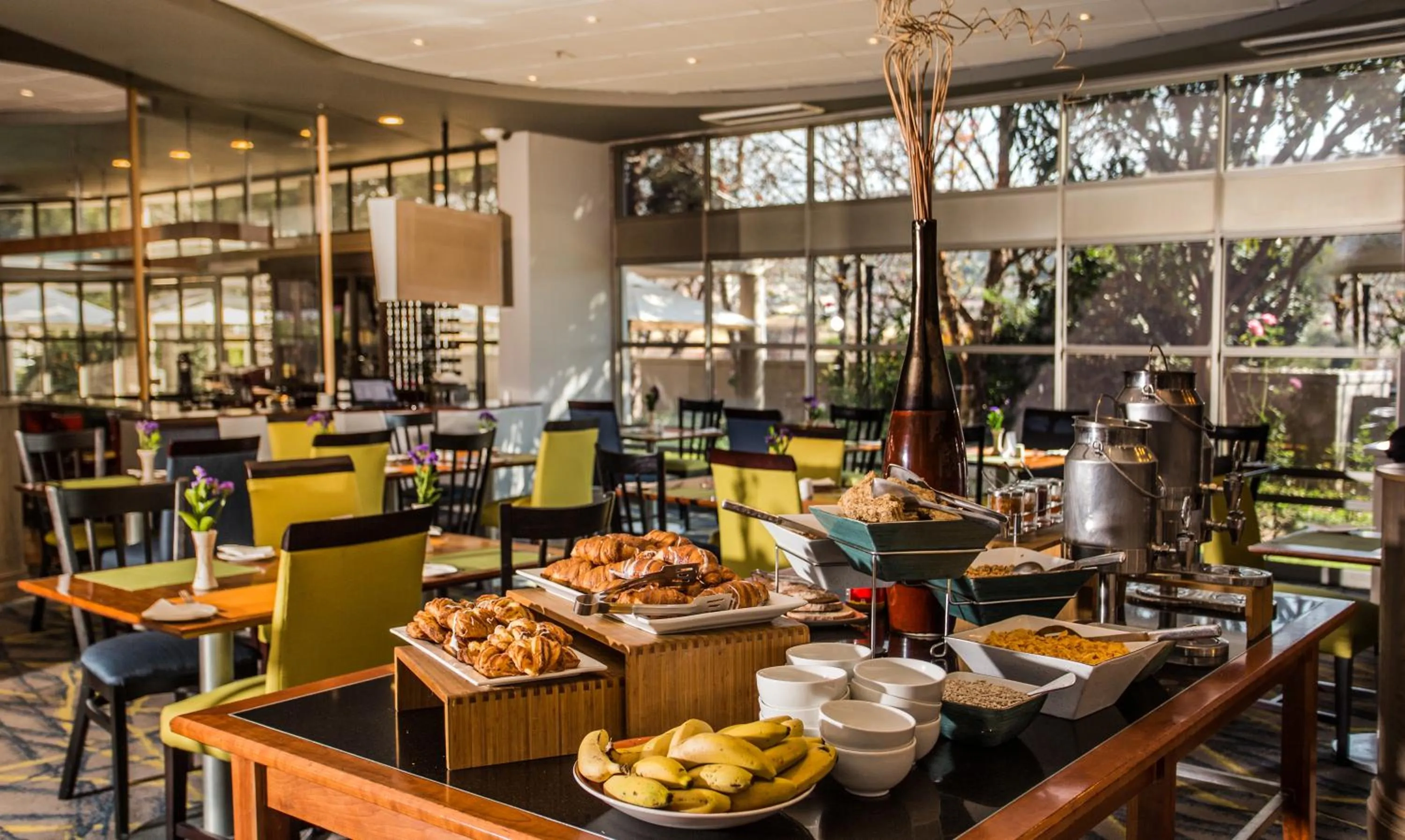Dining area in Garden Court Eastgate