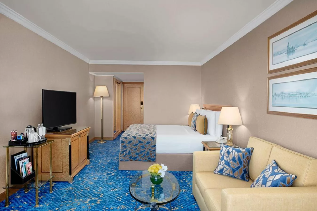 TV and multimedia, Bed in InterContinental Istanbul by IHG