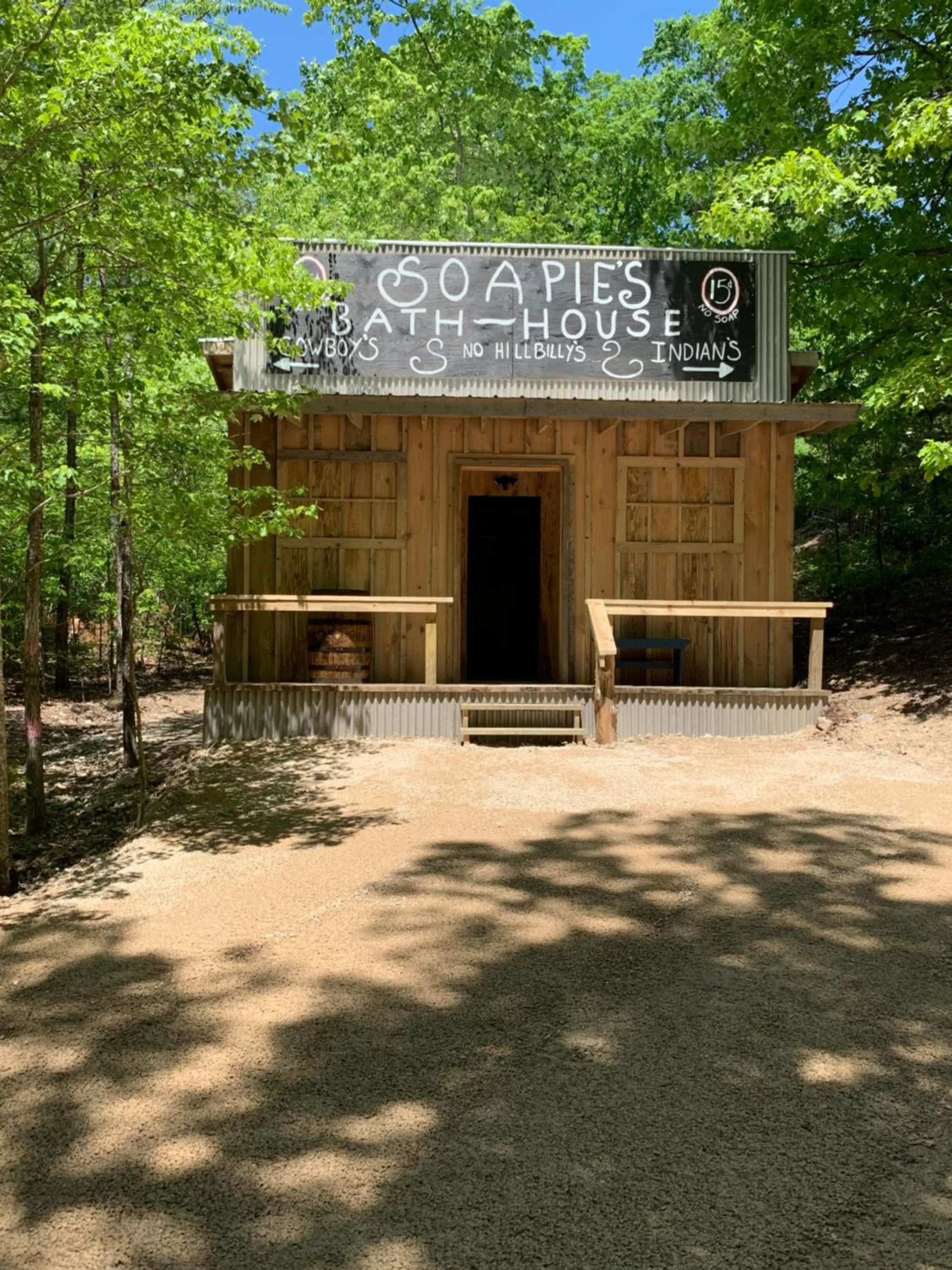 Public Bath in Fox Pass Cabins