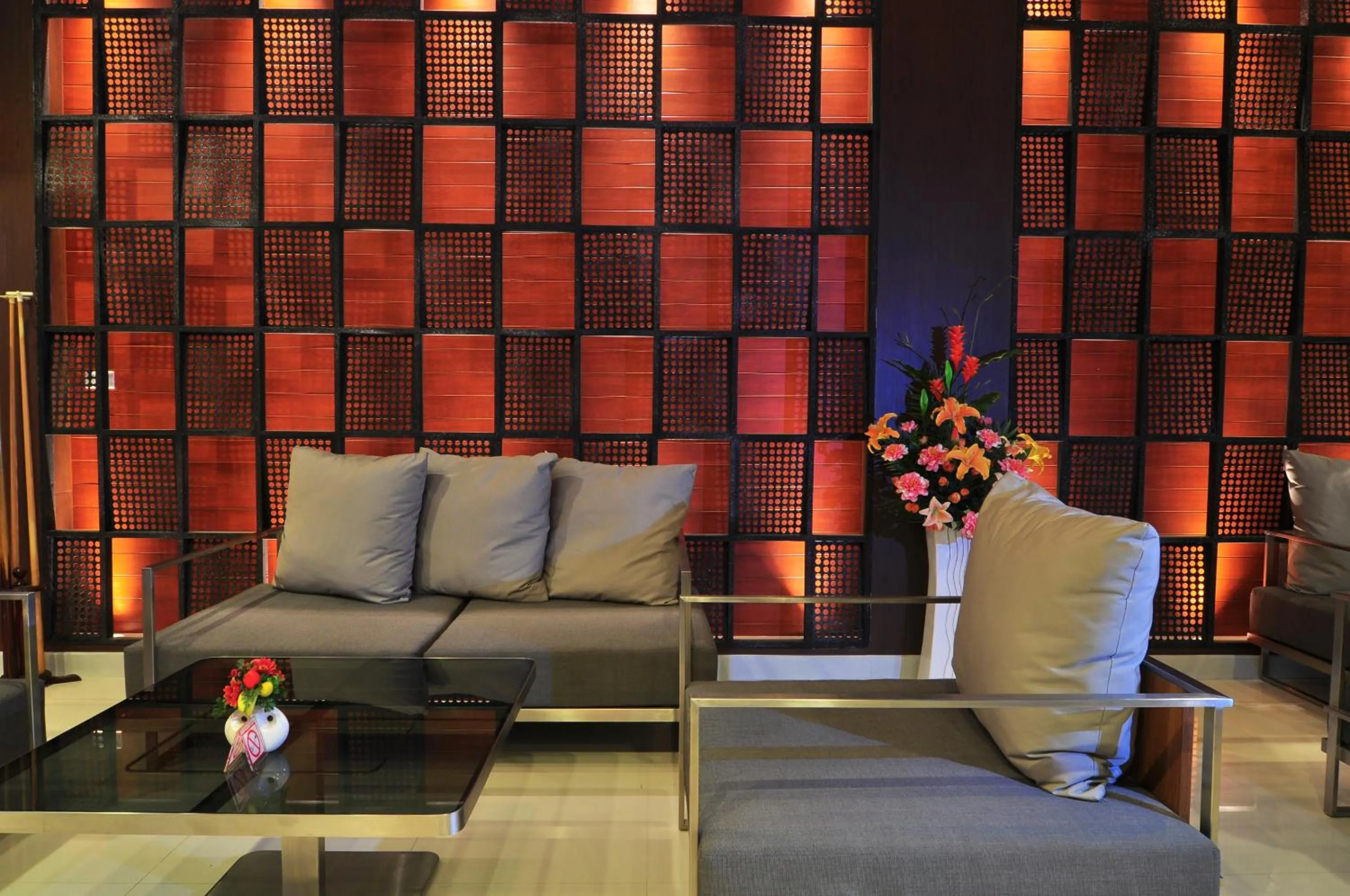 Lobby or reception in Platinum Hotel and Apartments