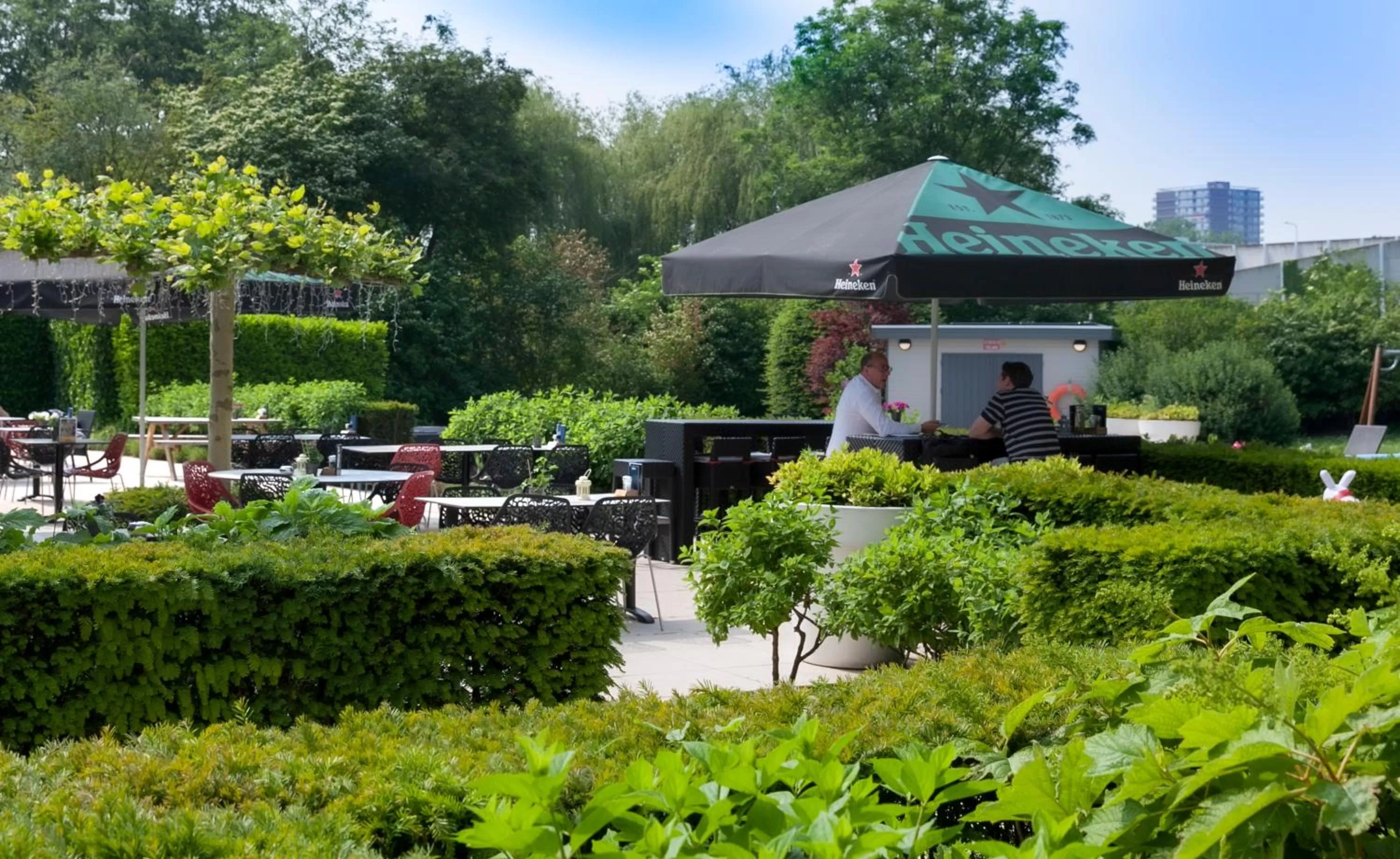 Garden in Novotel Rotterdam - Schiedam