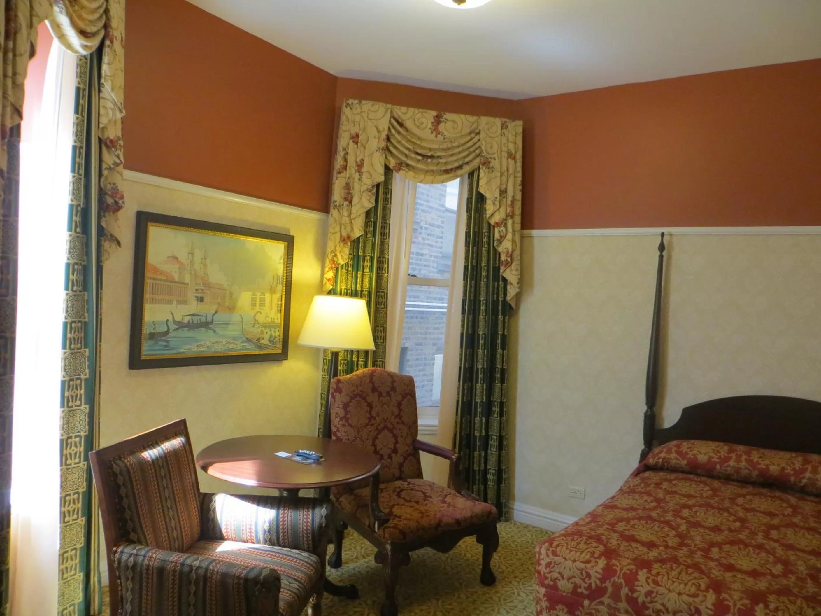 Bed in Carleton of Oak Park