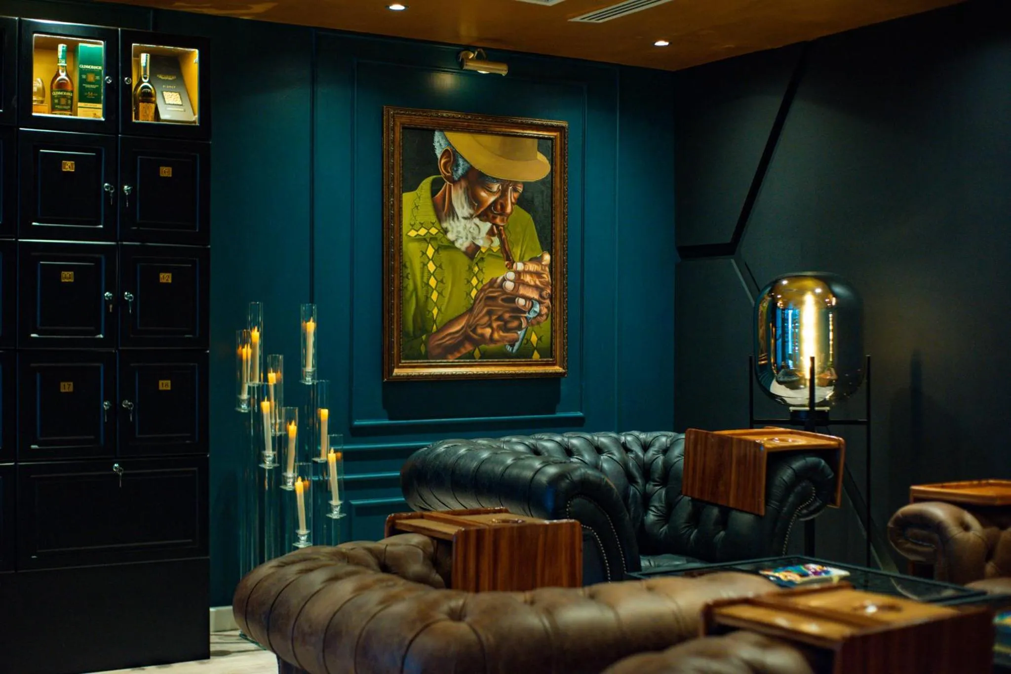 Restaurant/places to eat in Johari Rotana