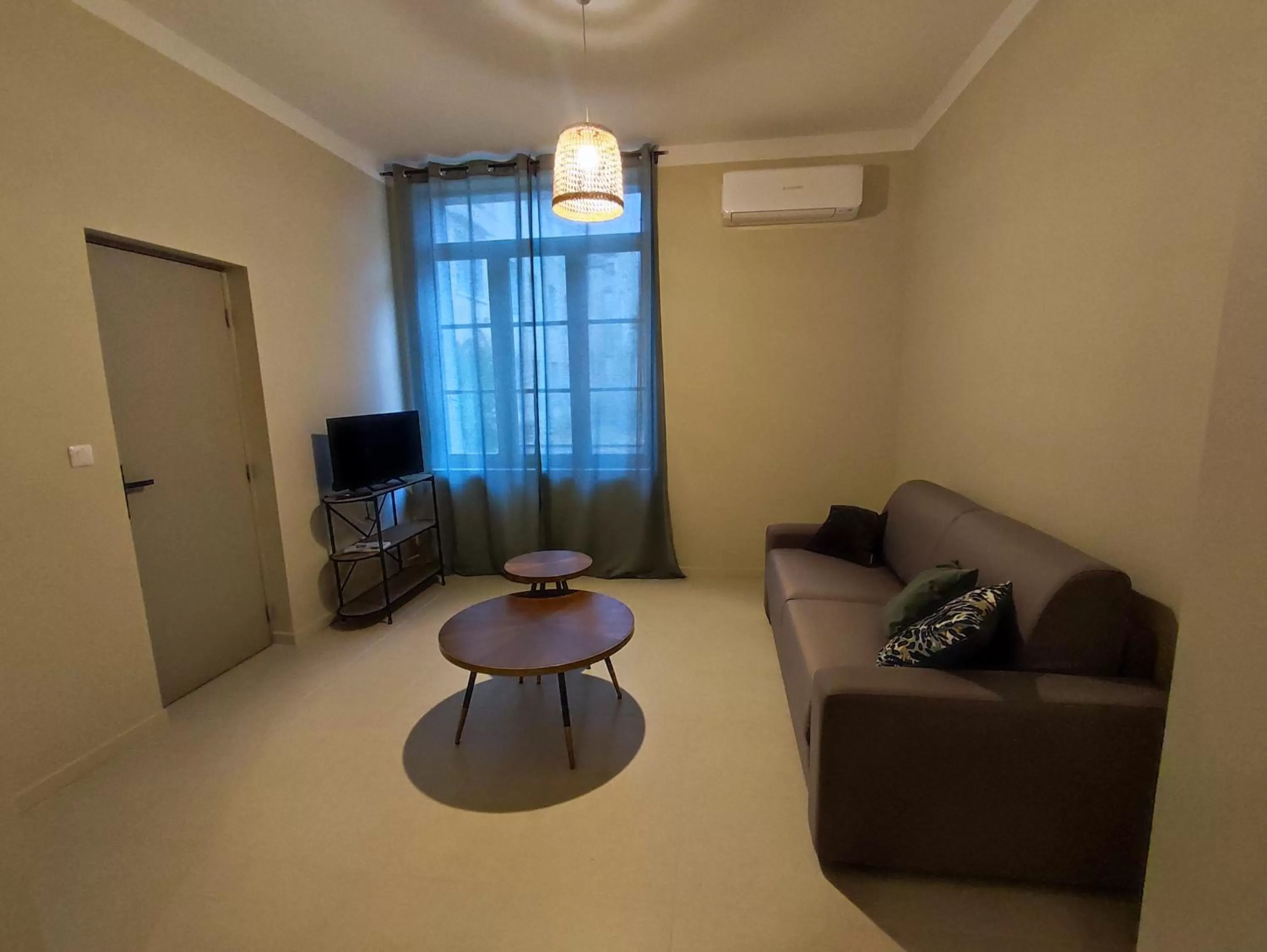 Living room in Gîte d'étape et de groupe du Clos Saint Roch