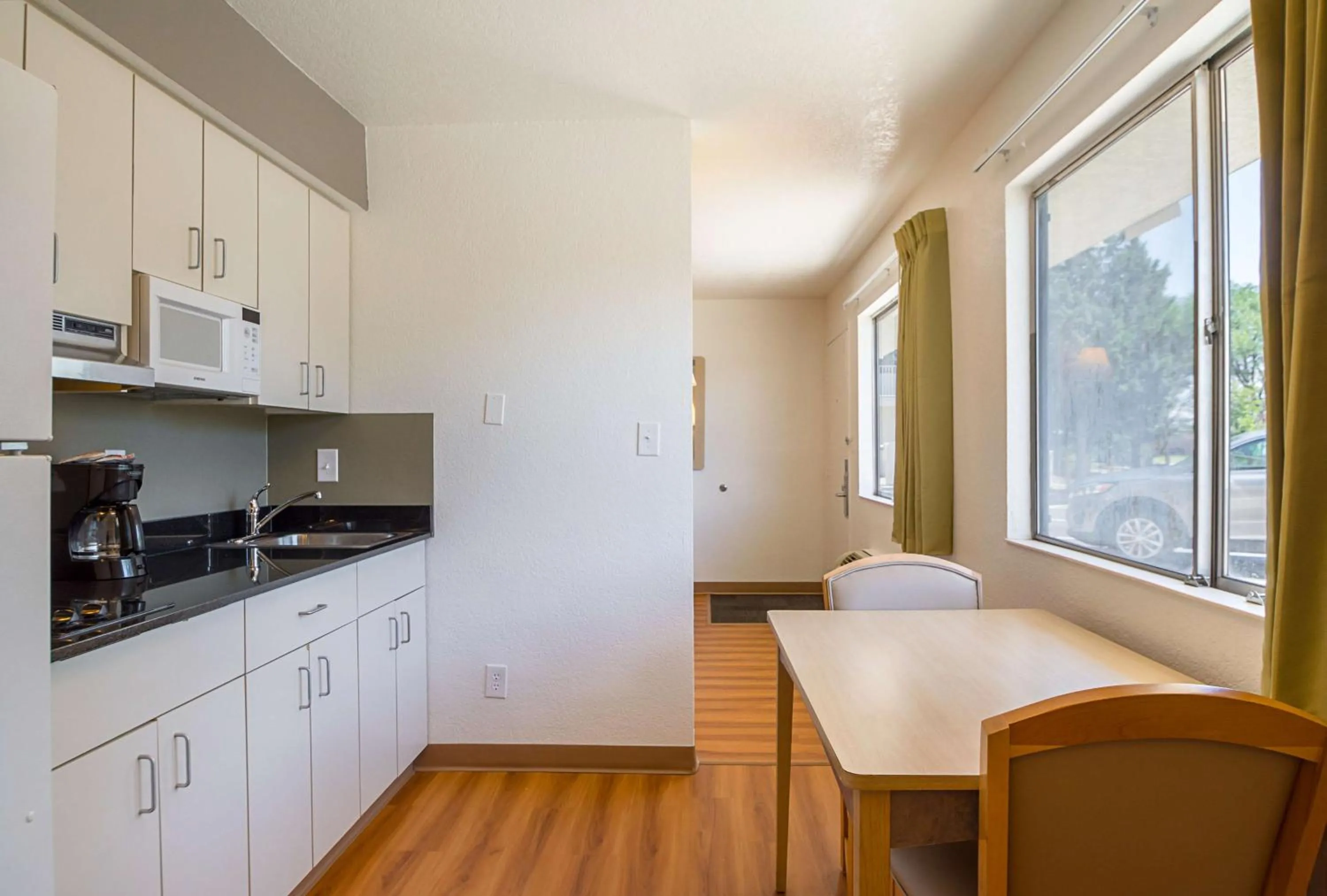 Photo of the whole room in Motel 6-Pueblo, CO - I-25